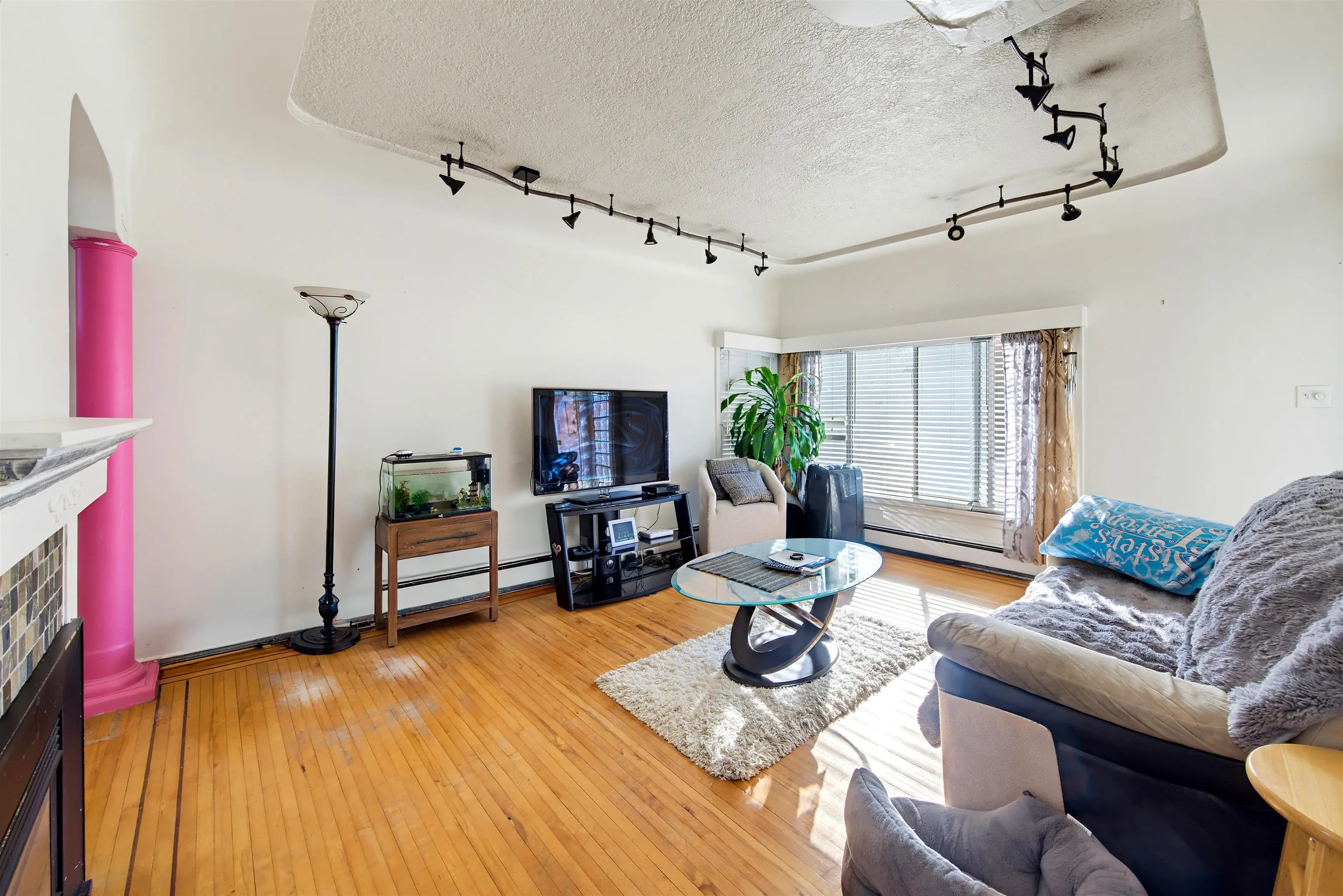 7524 4th Street