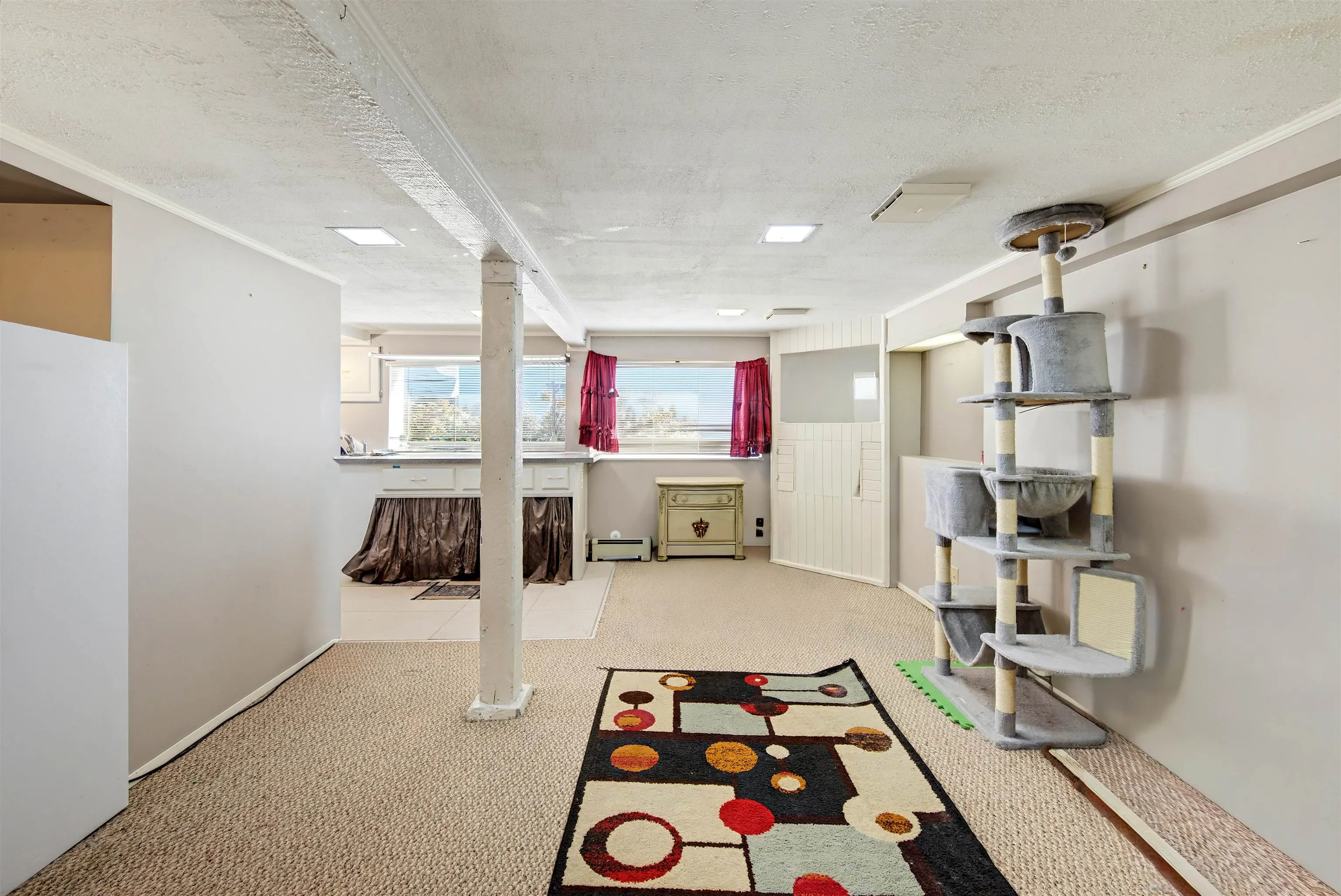 7524 4th Street