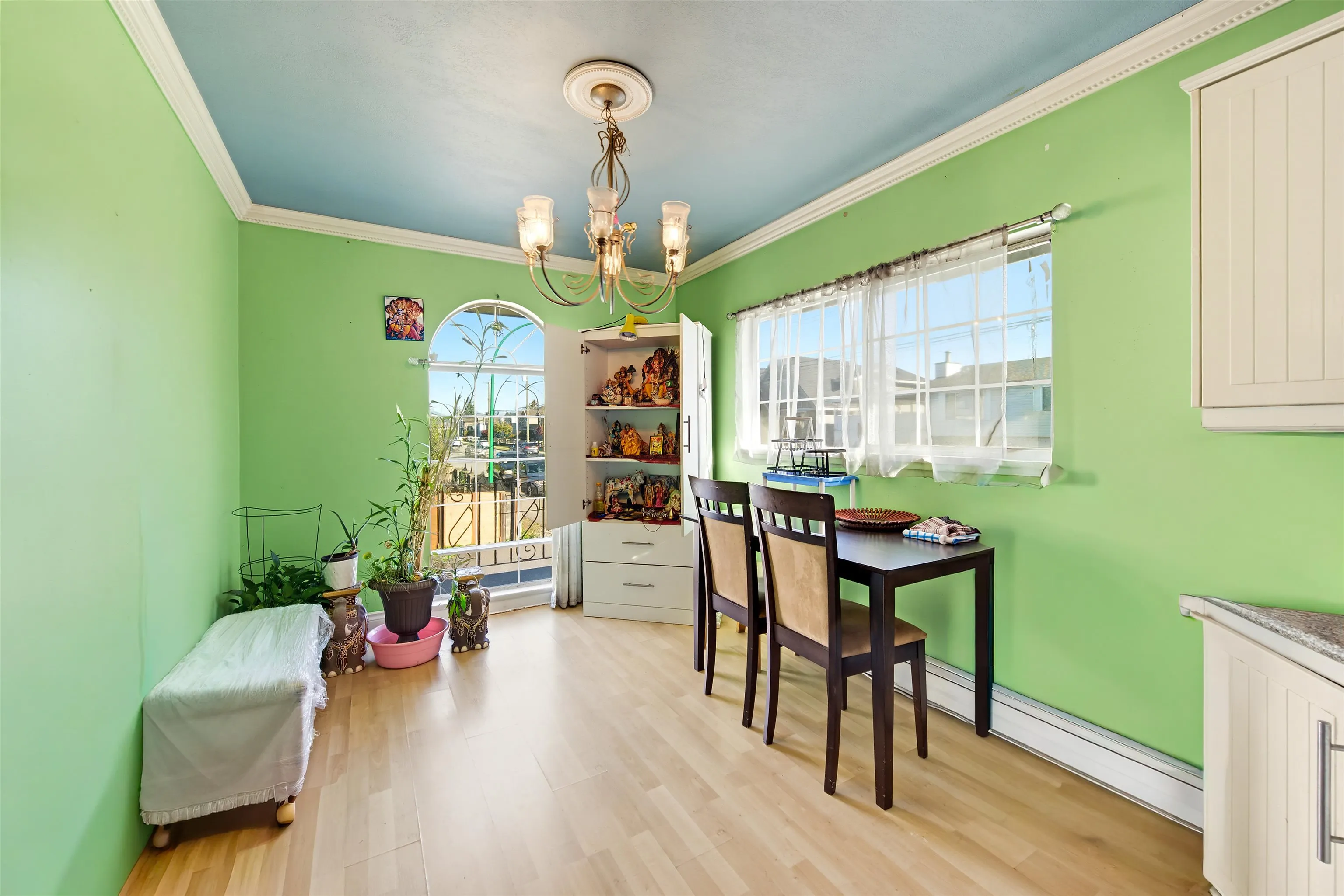 7524 4th Street