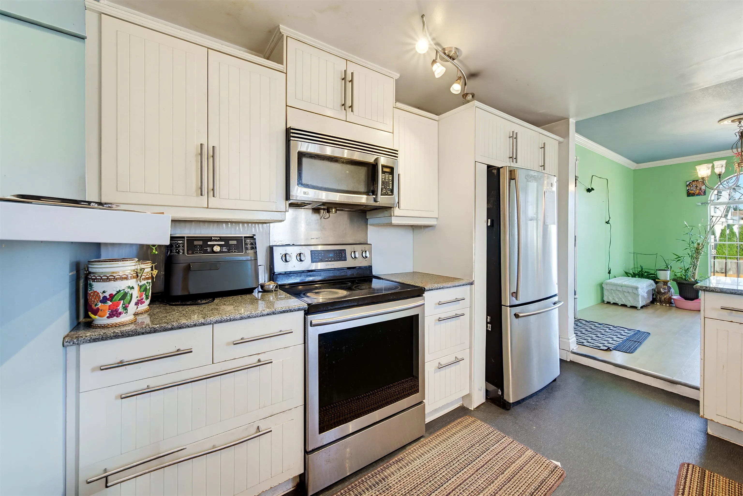7524 4th Street