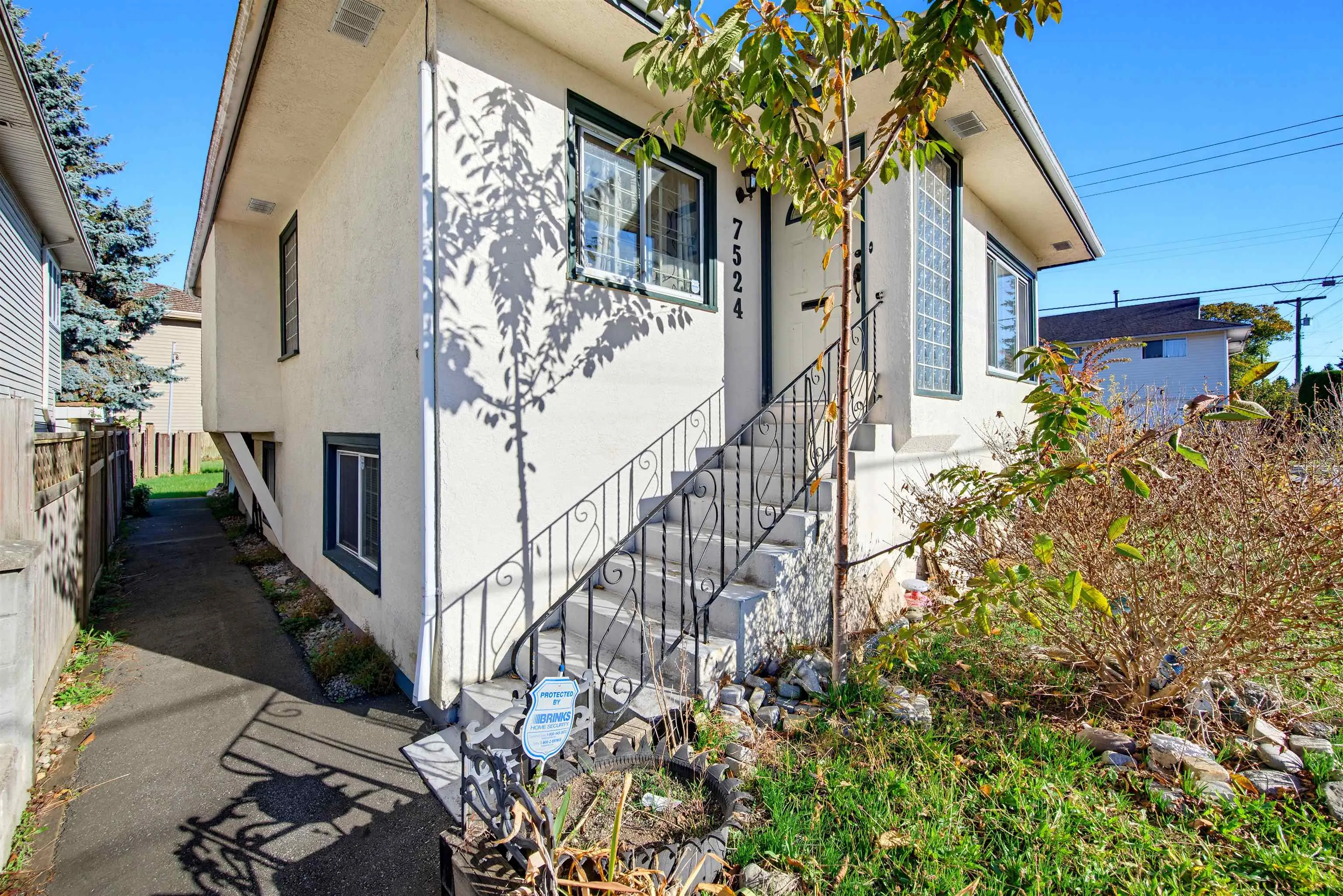 7524 4th Street