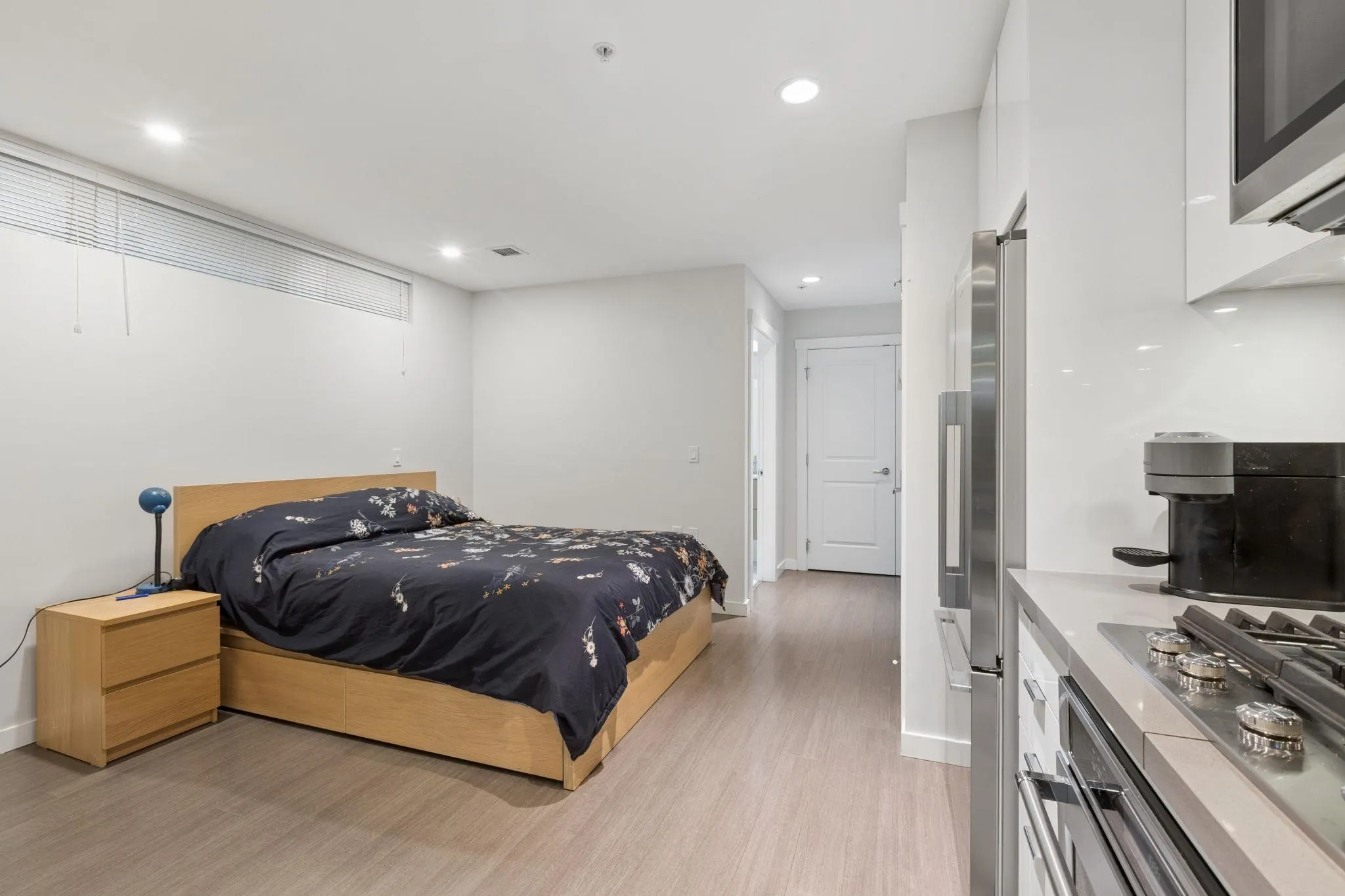 277 W 1st Street #113
