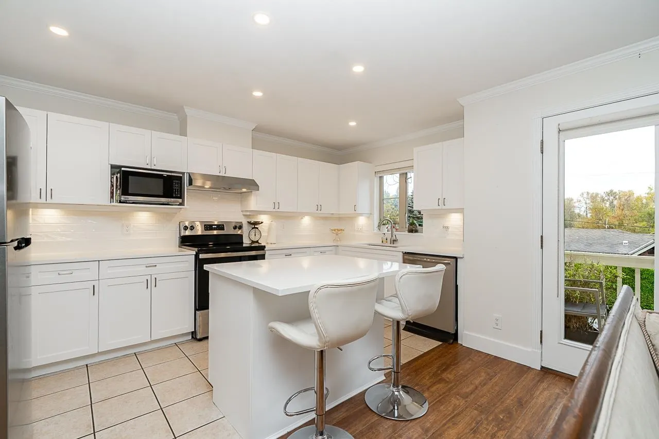 23343 Mavis Avenue #204