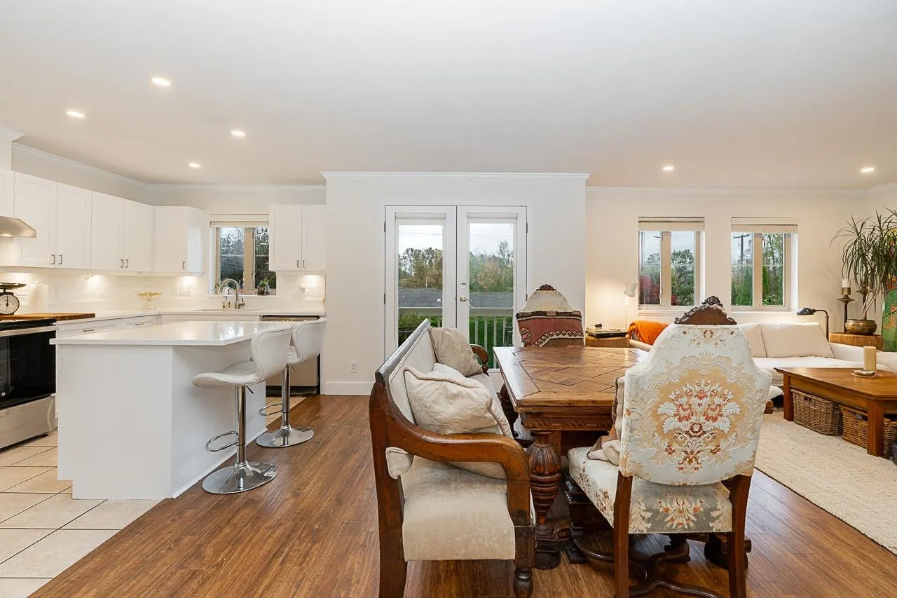 23343 Mavis Avenue #204