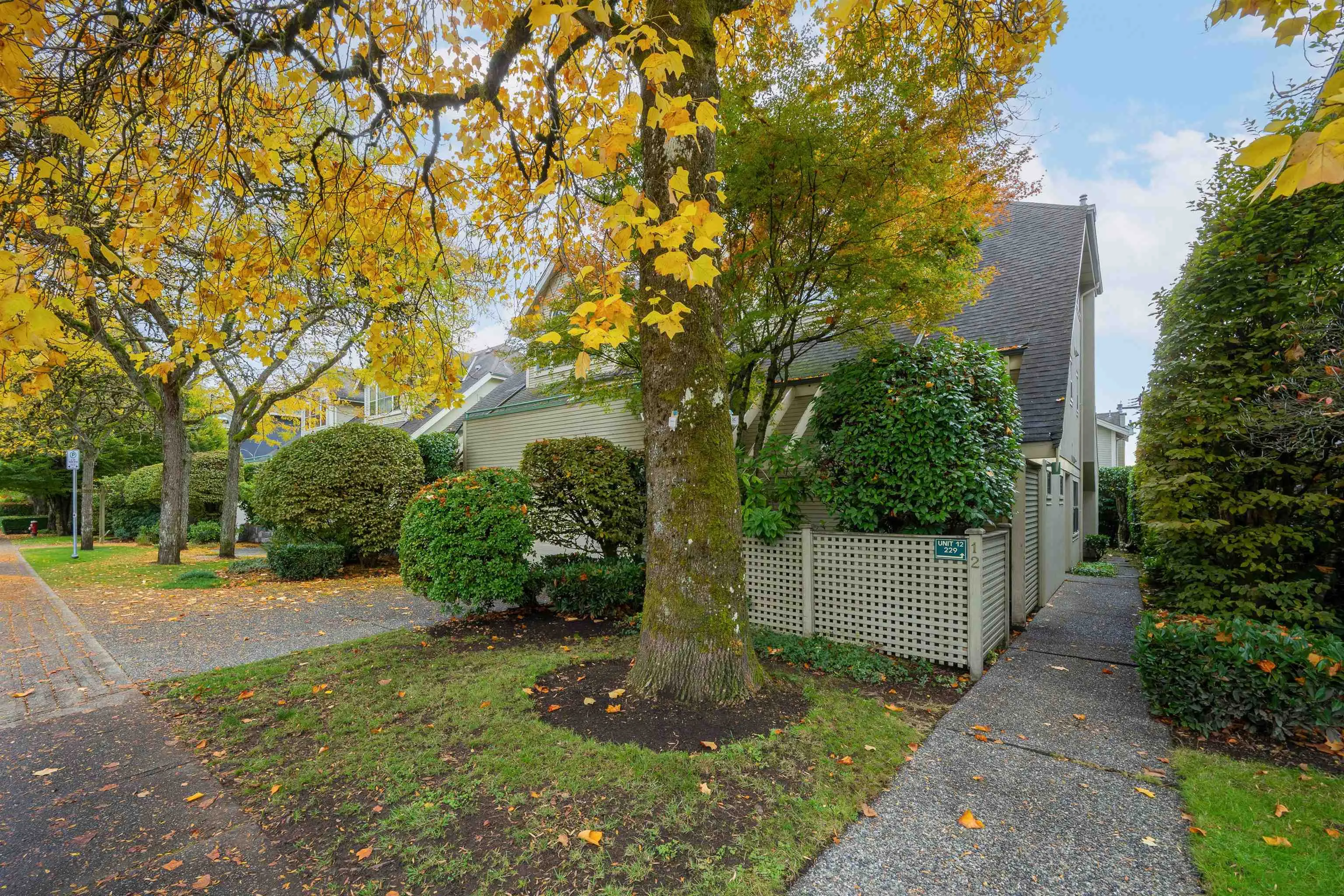 229 E 8th Street #12