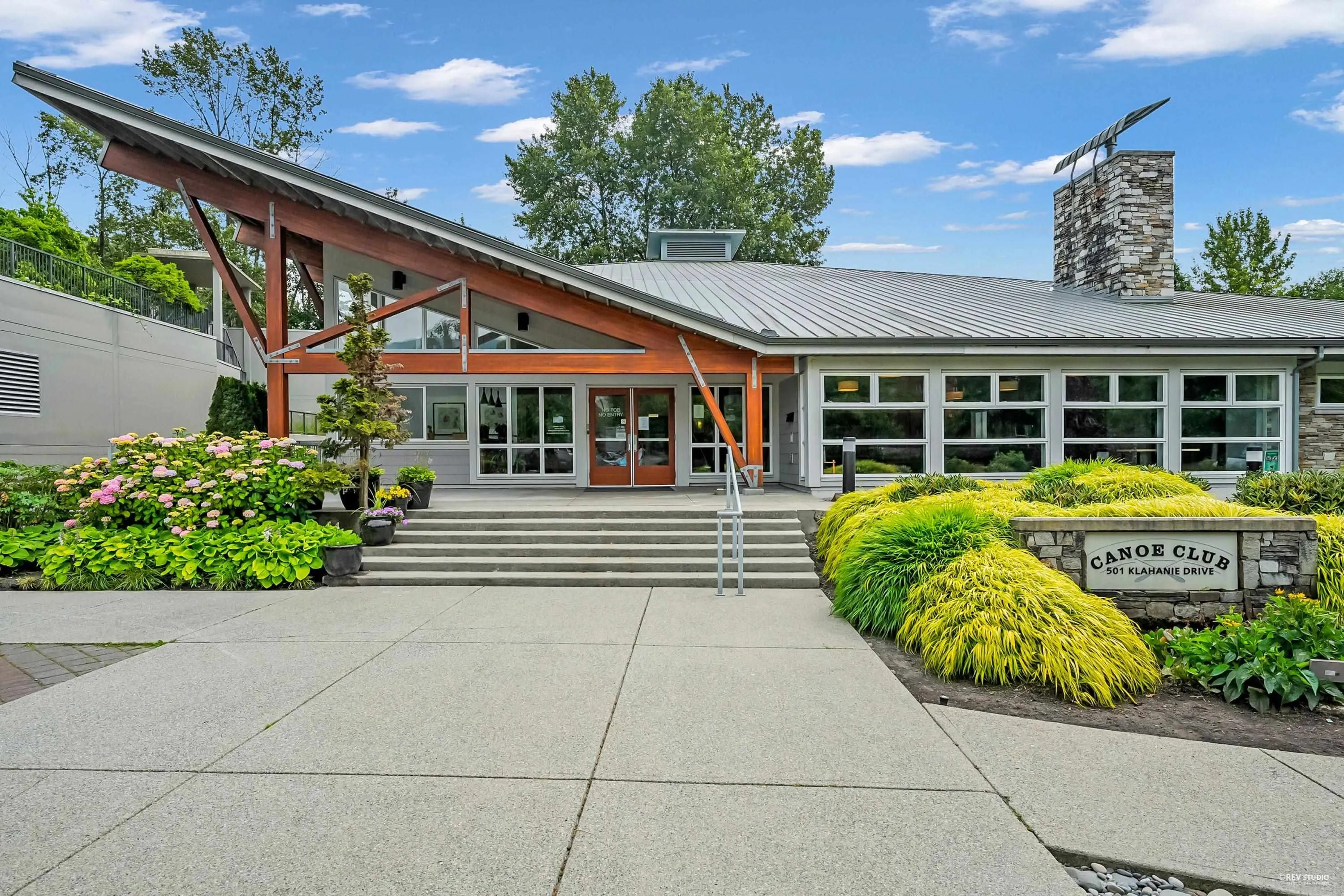651 Nootka Way #2508