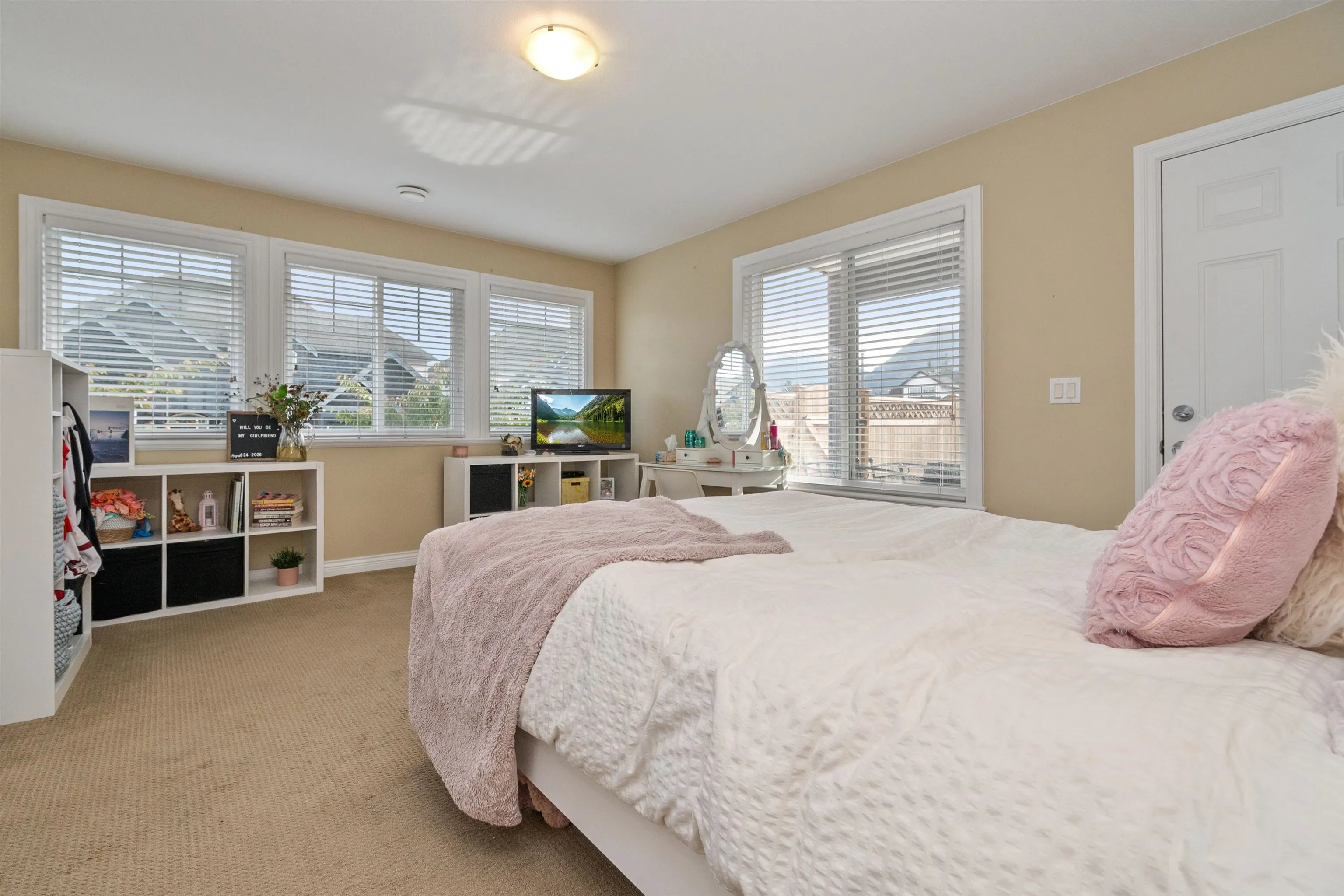 5195 Demontigny Court