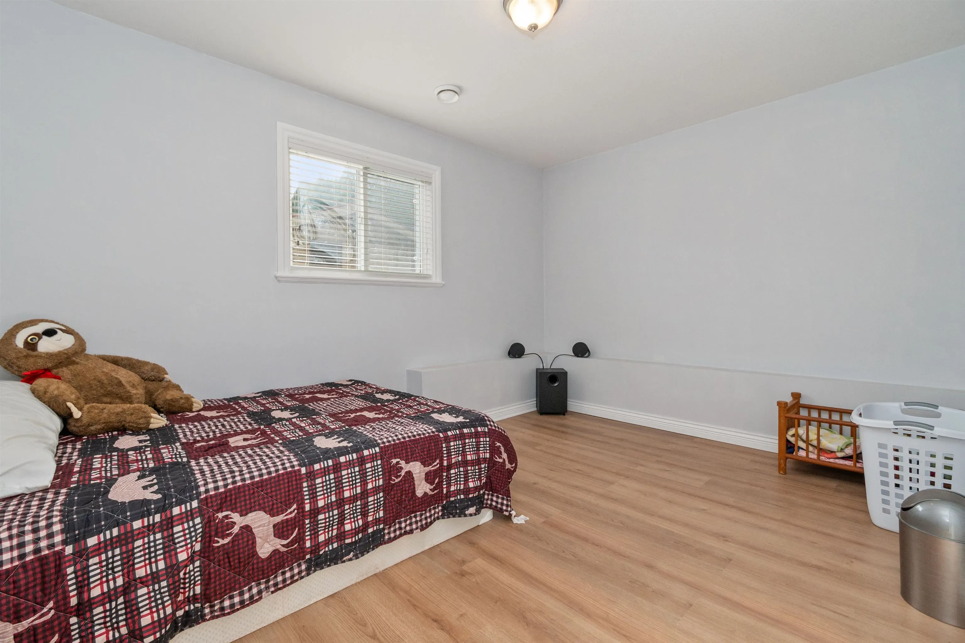 5195 Demontigny Court