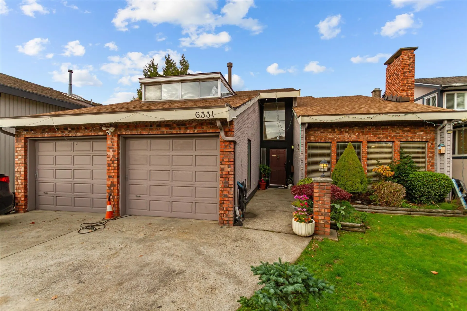 6331 Dakota Drive
