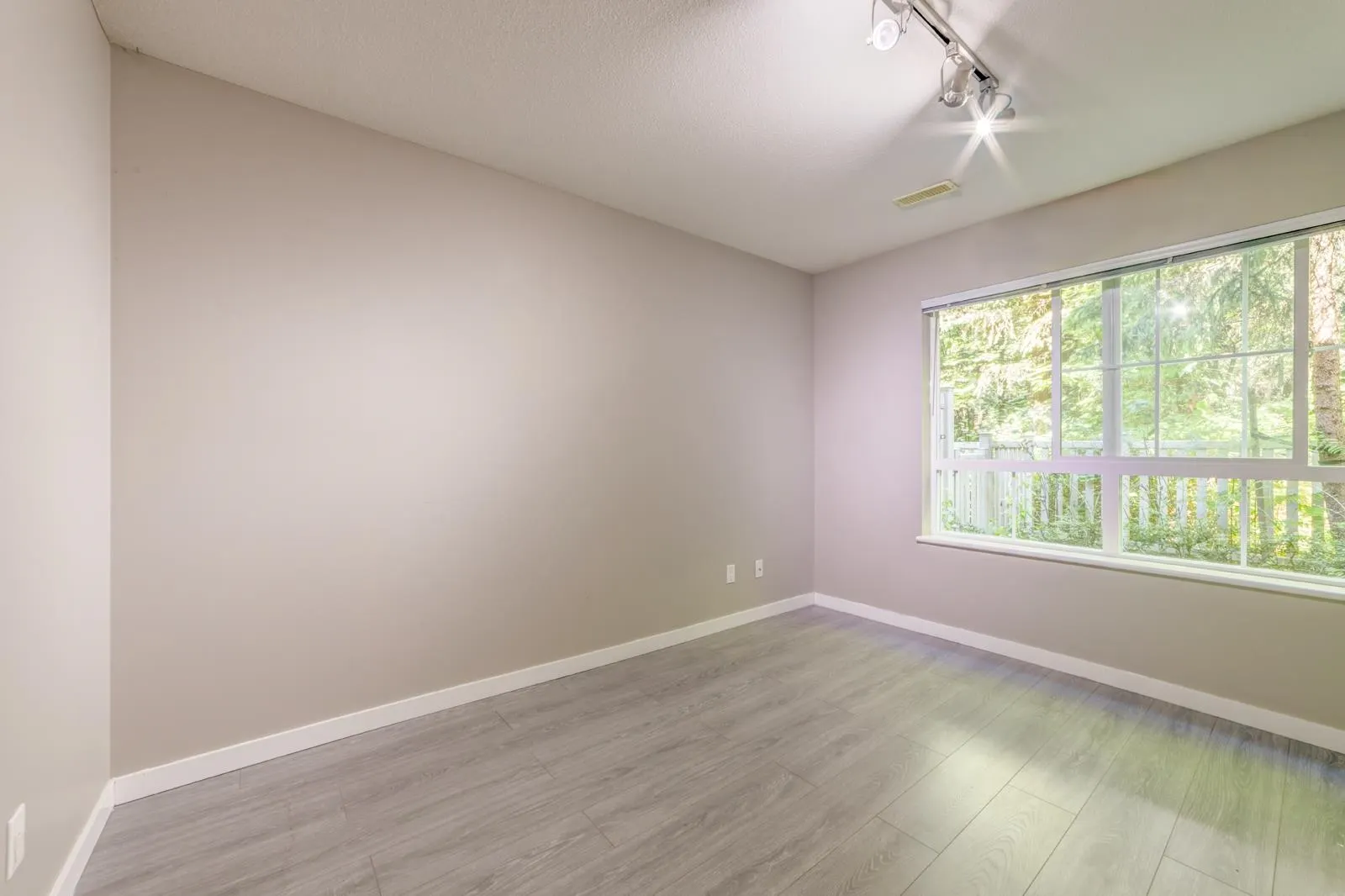 1380 Pinetree Way #84