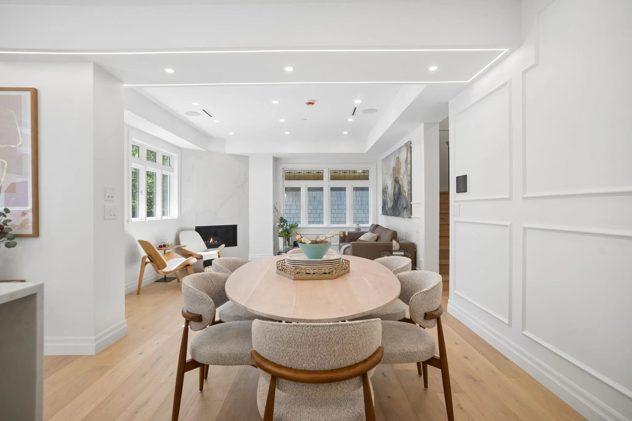 2012 W 15th Avenue