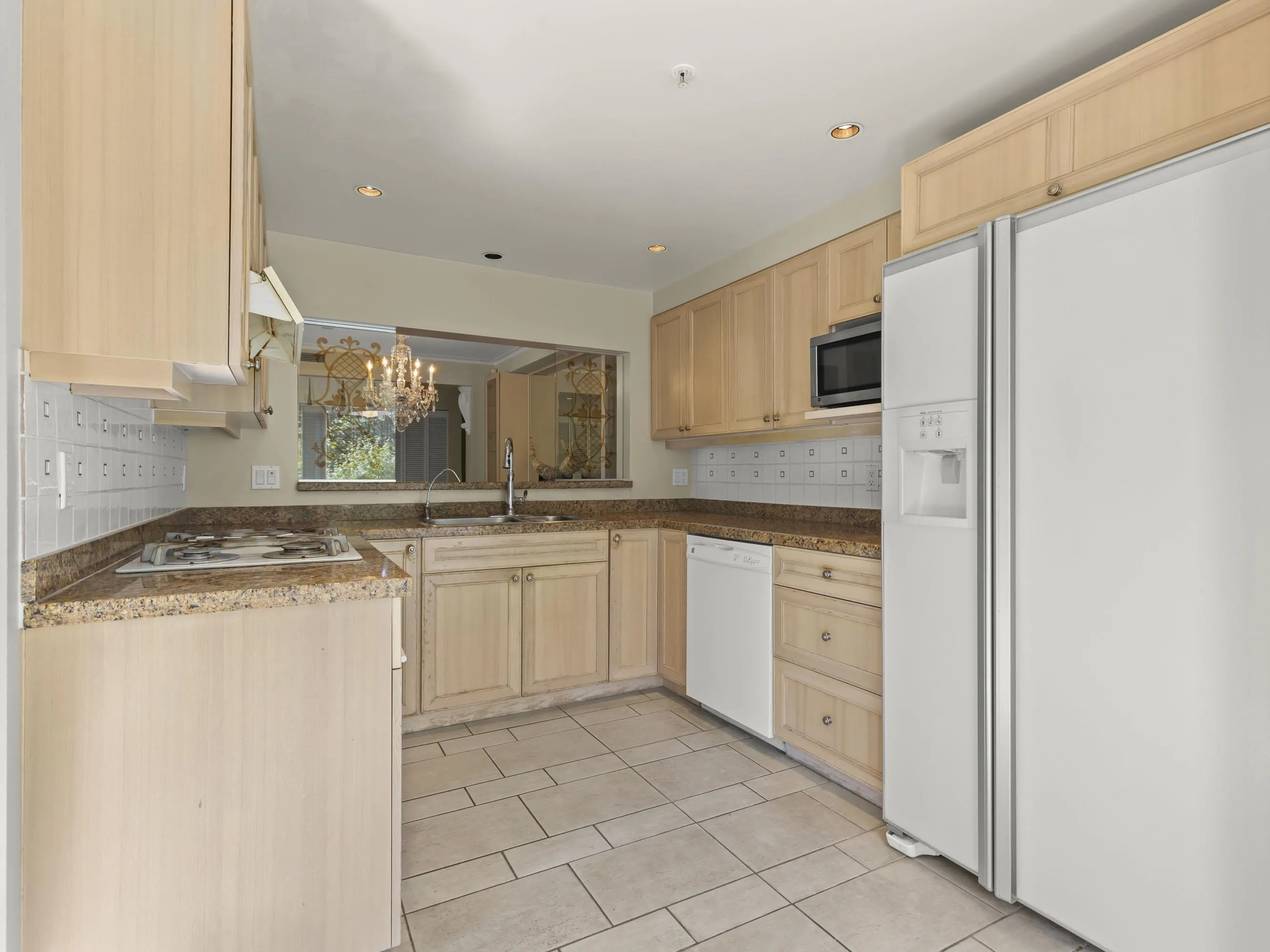 618 W 45th Avenue
