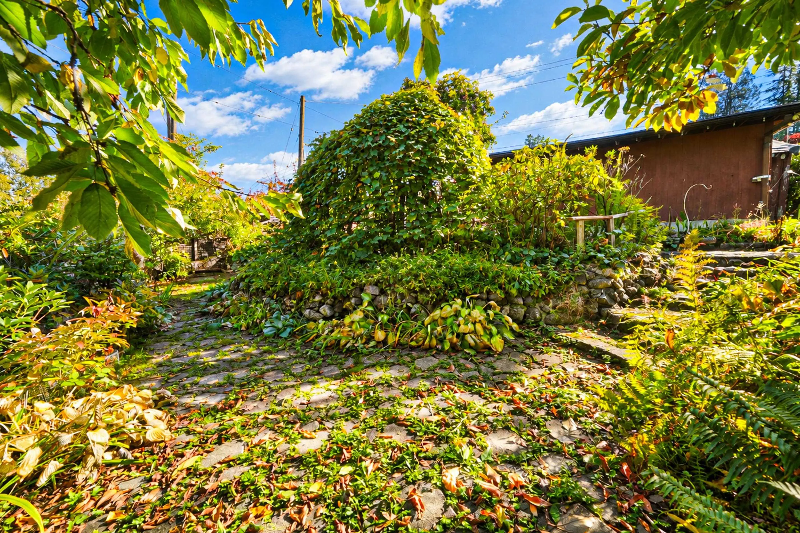 7288 Inlet Drive