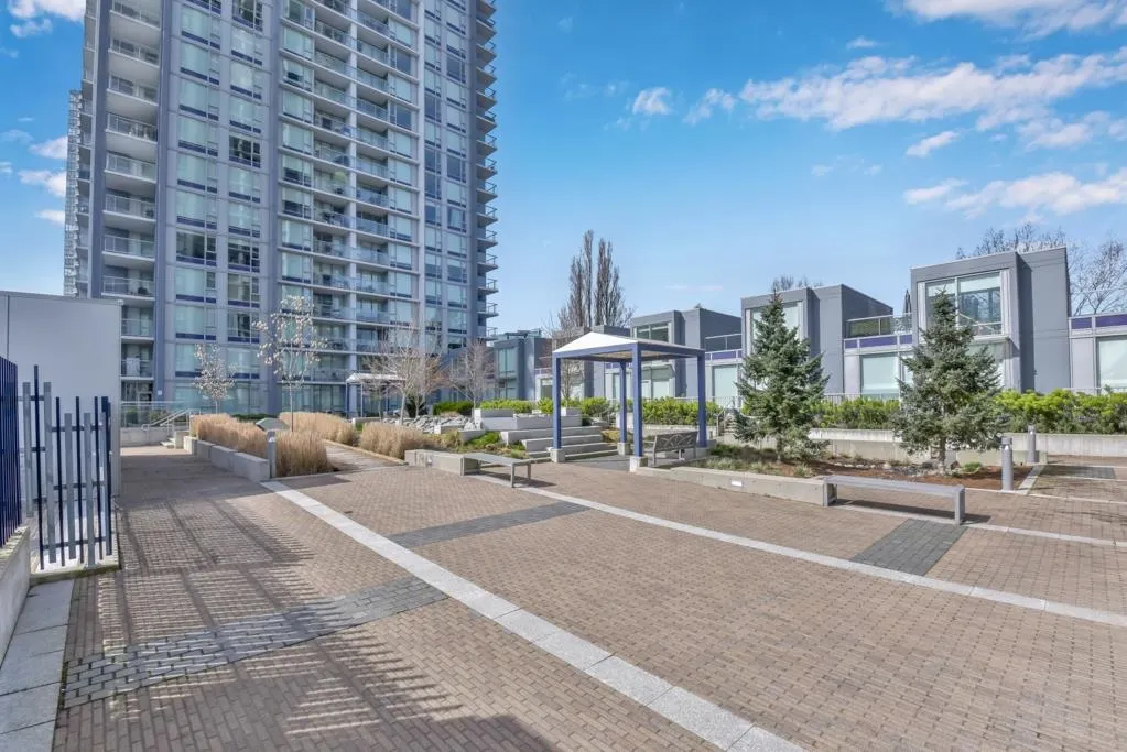 13750 100 Avenue #2809