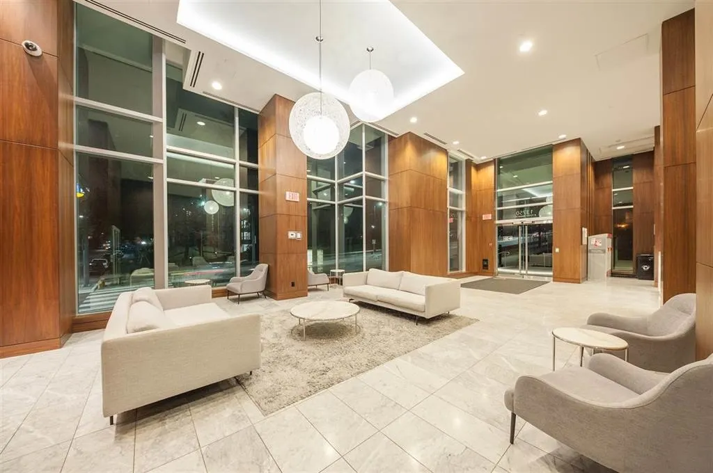 13750 100 Avenue #2809