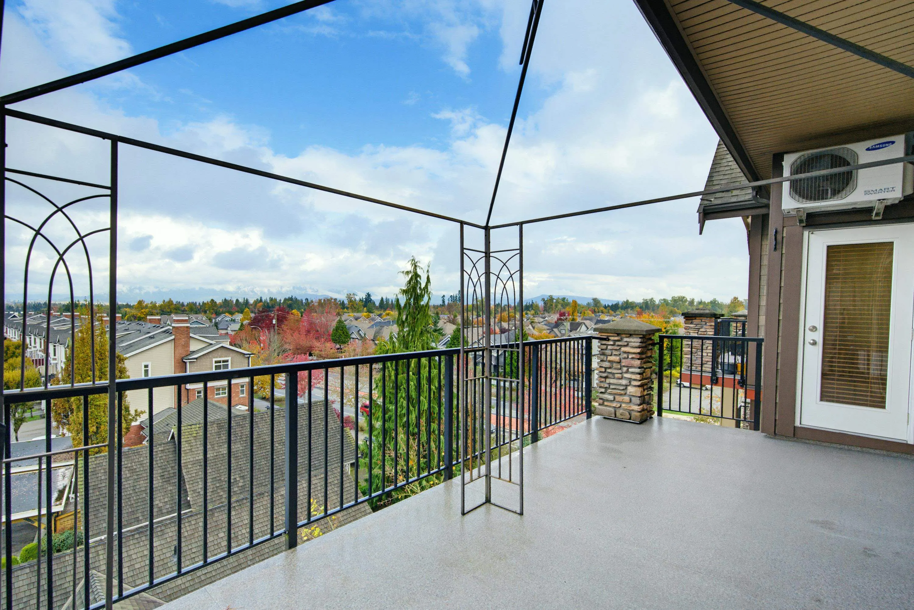 8328 207a Street #567