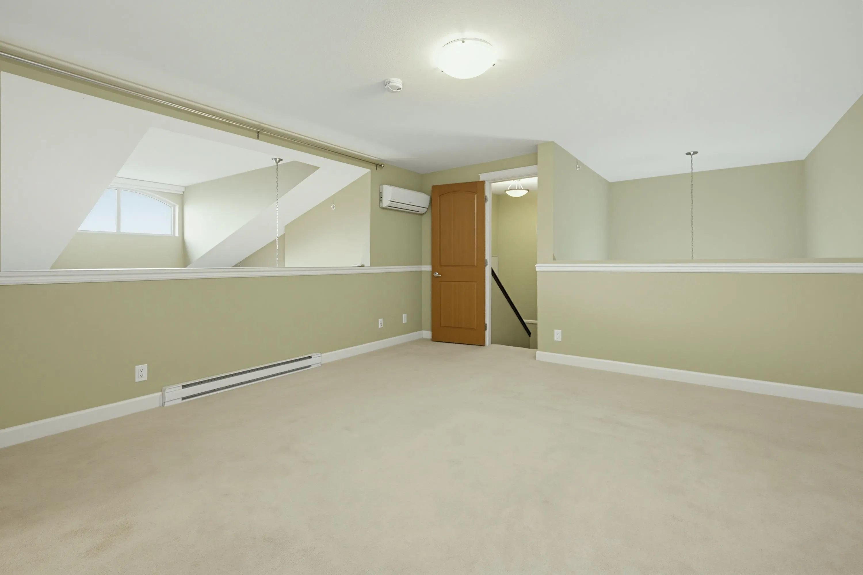 8328 207a Street #567