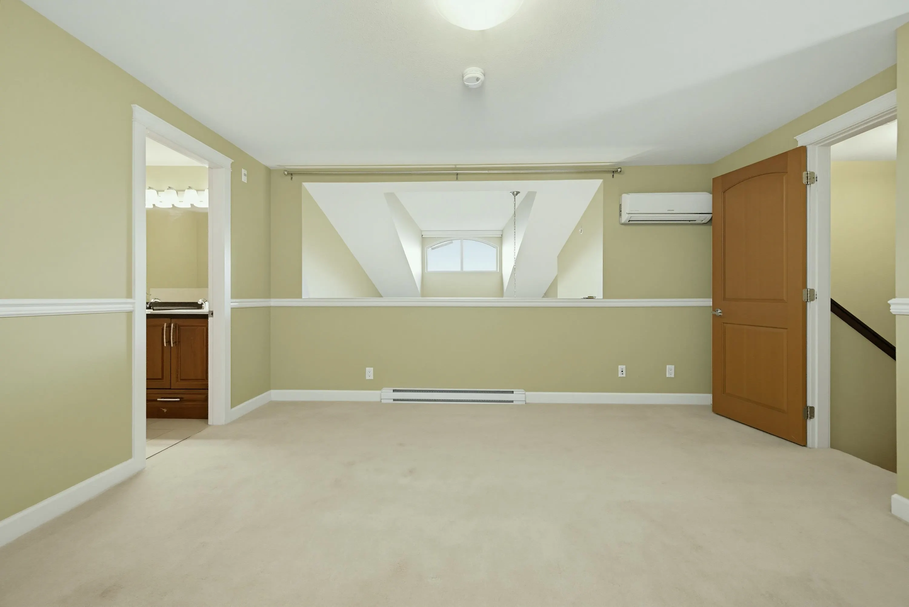 8328 207a Street #567