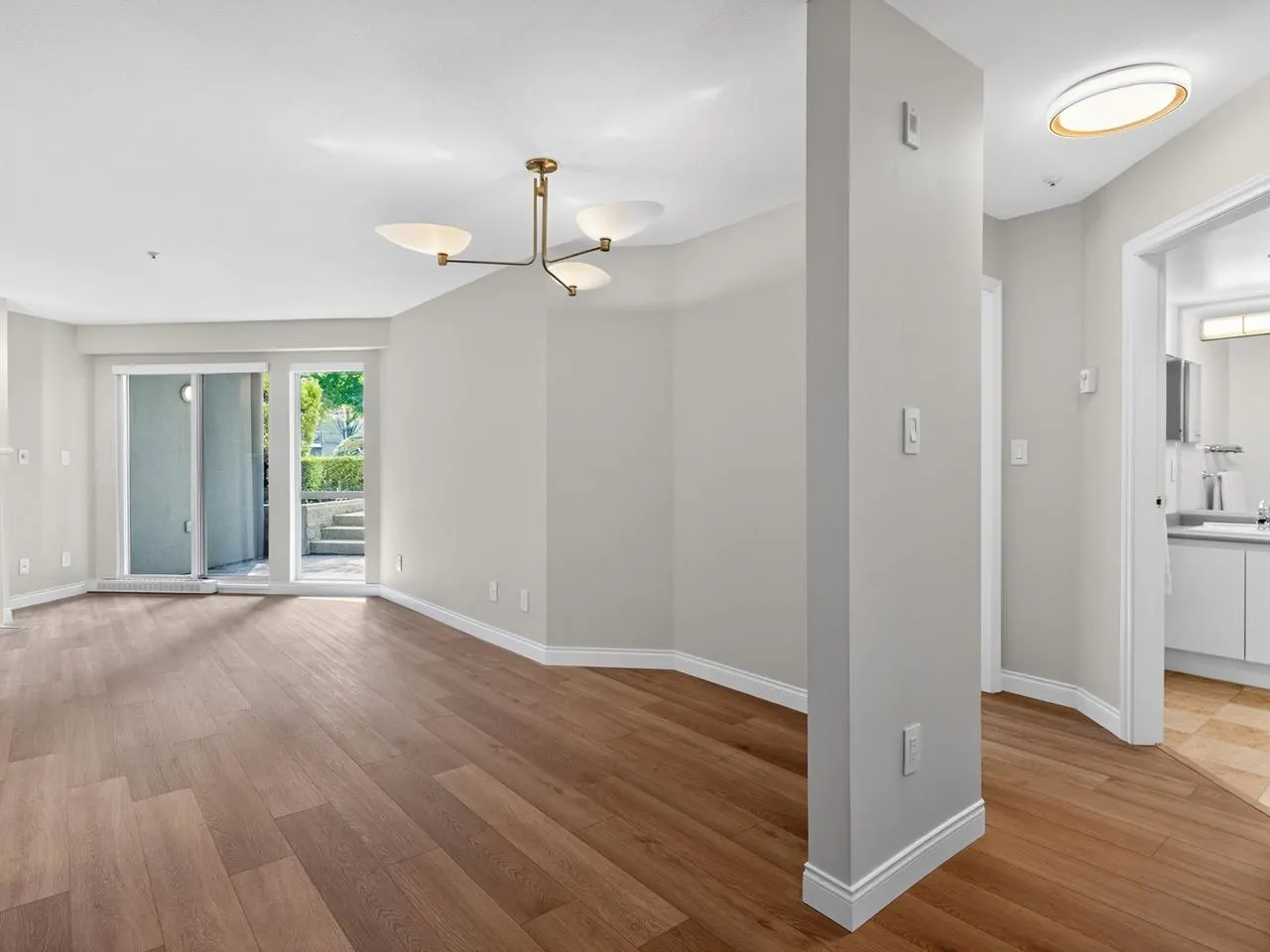 8460 Jellicoe Street #109