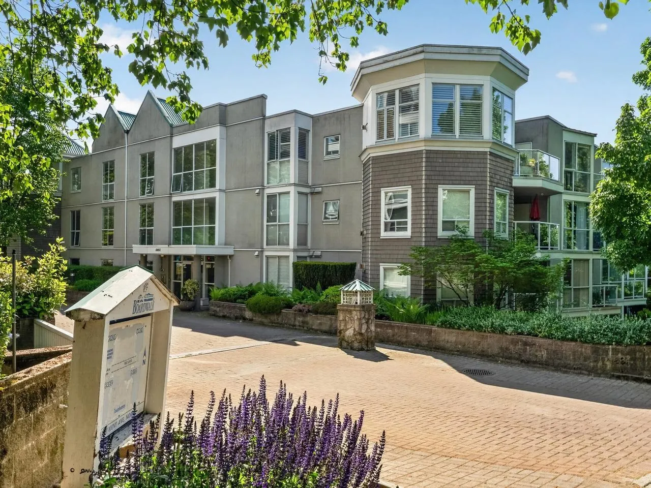 8460 Jellicoe Street #109