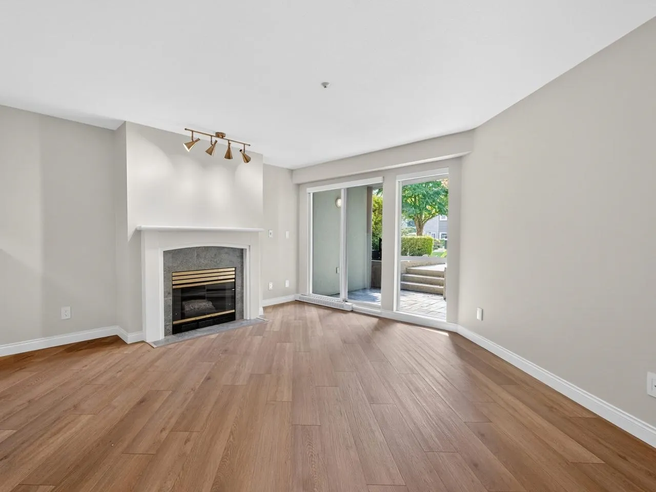 8460 Jellicoe Street #109