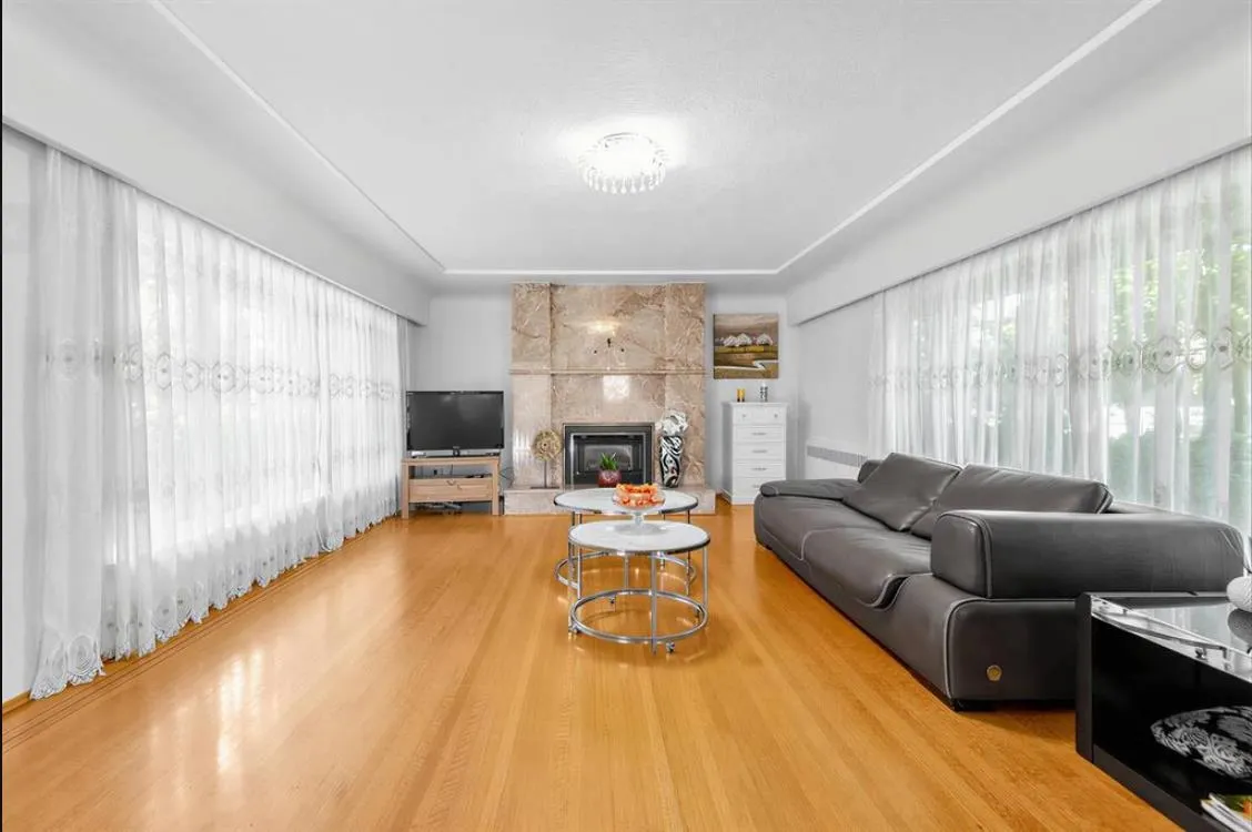 8295 Angus Drive