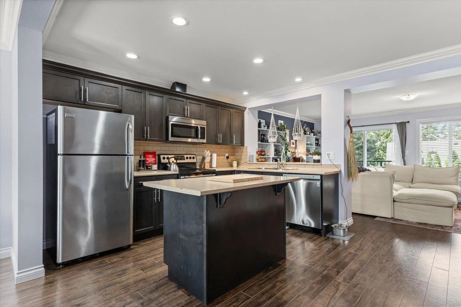 1609 Agassiz-Rosedale Highway No 9 Highway #10
