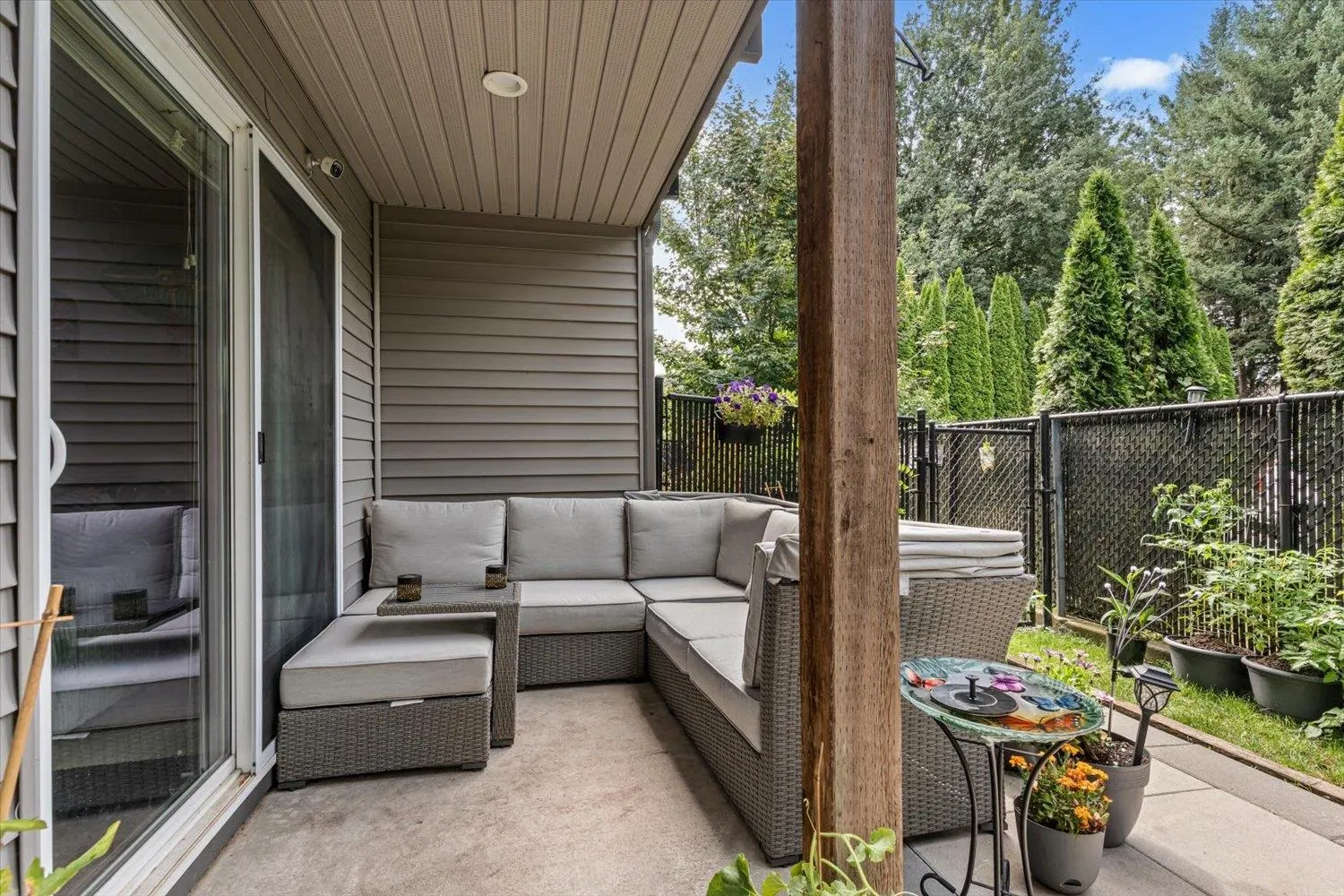 1609 Agassiz-Rosedale Highway No 9 Highway #10