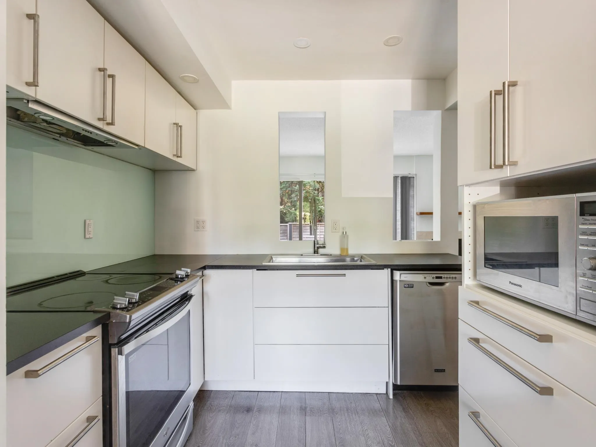1930 Cedar Village Crescent