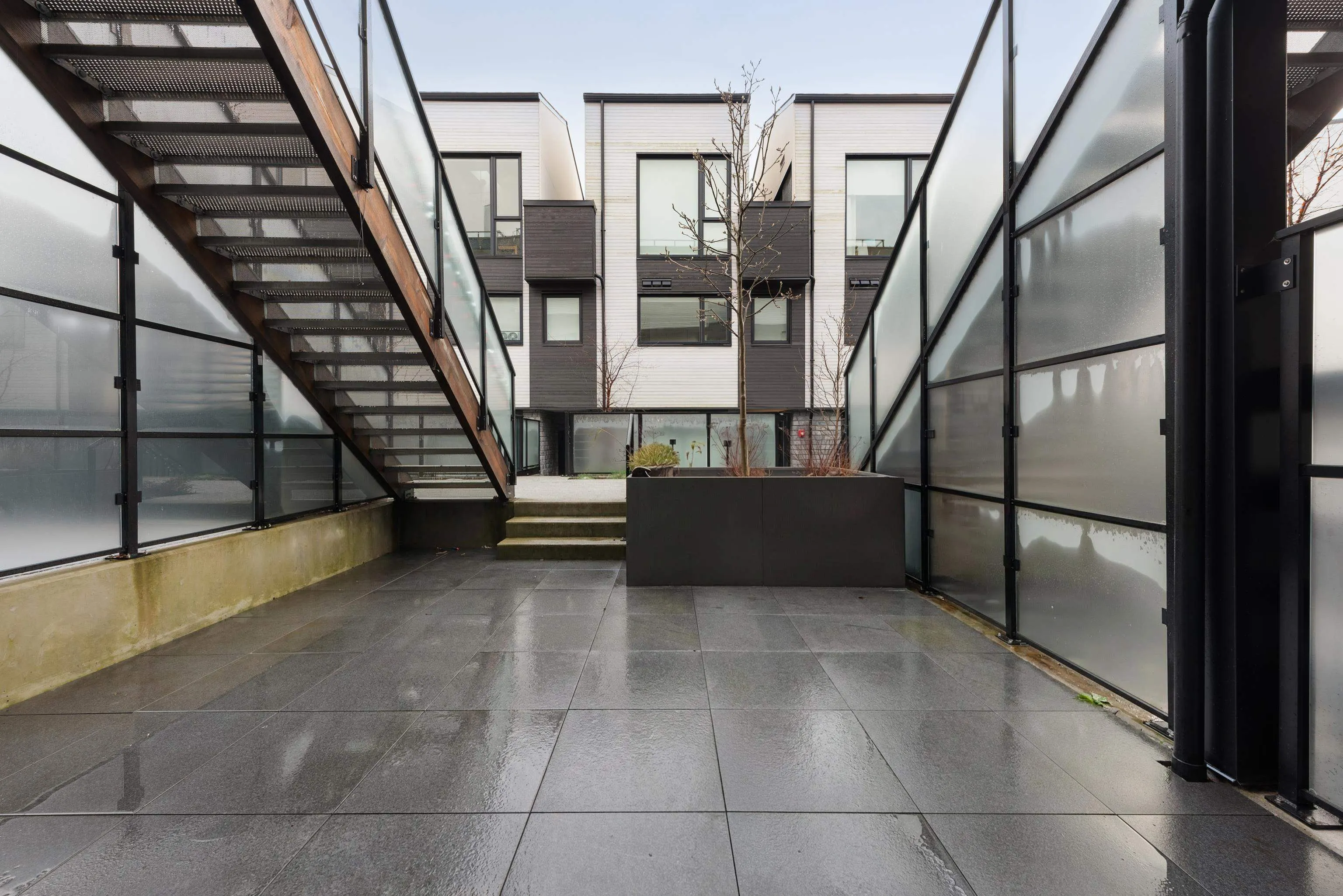 650 E 2nd Street #122