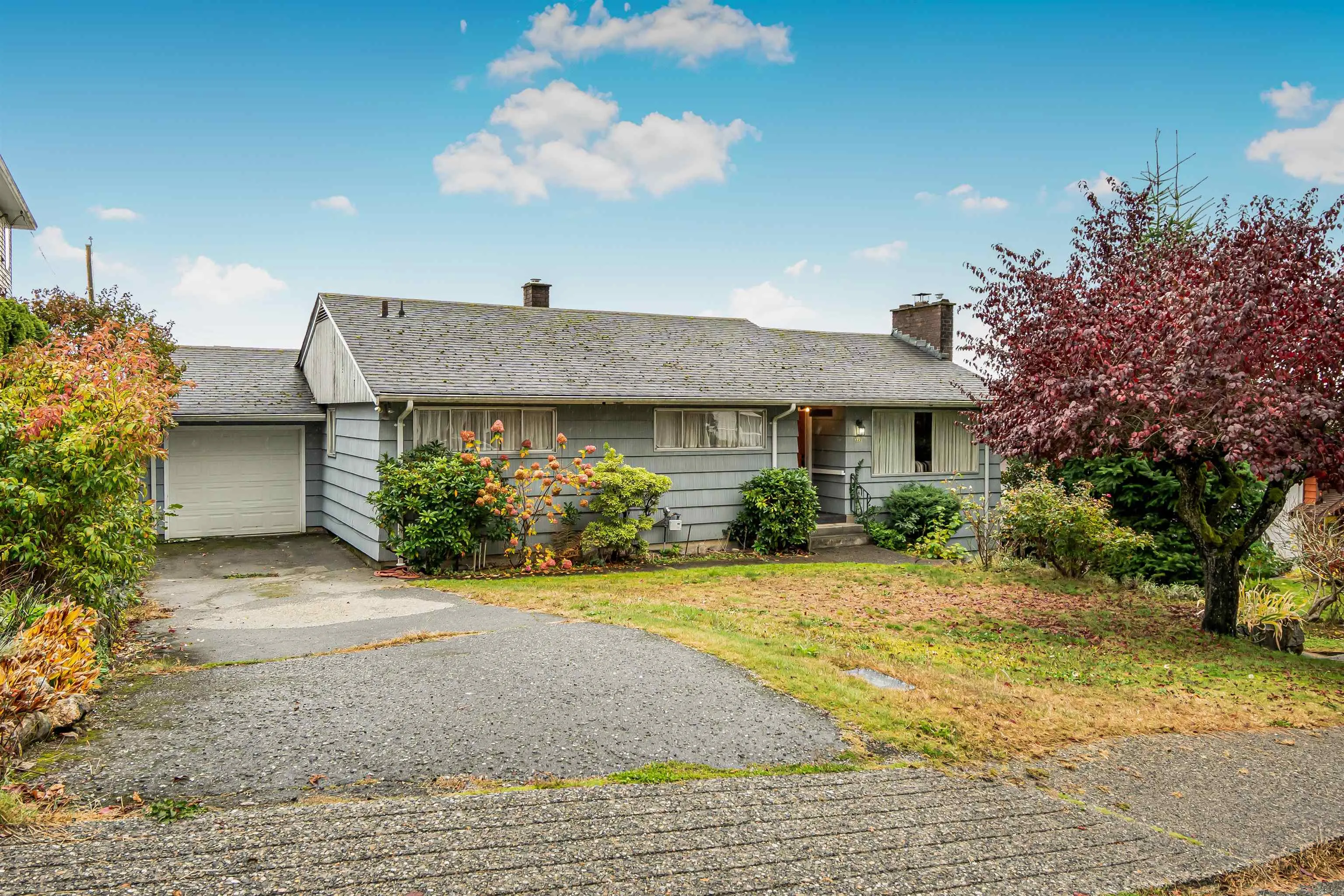 335 W 28th Street