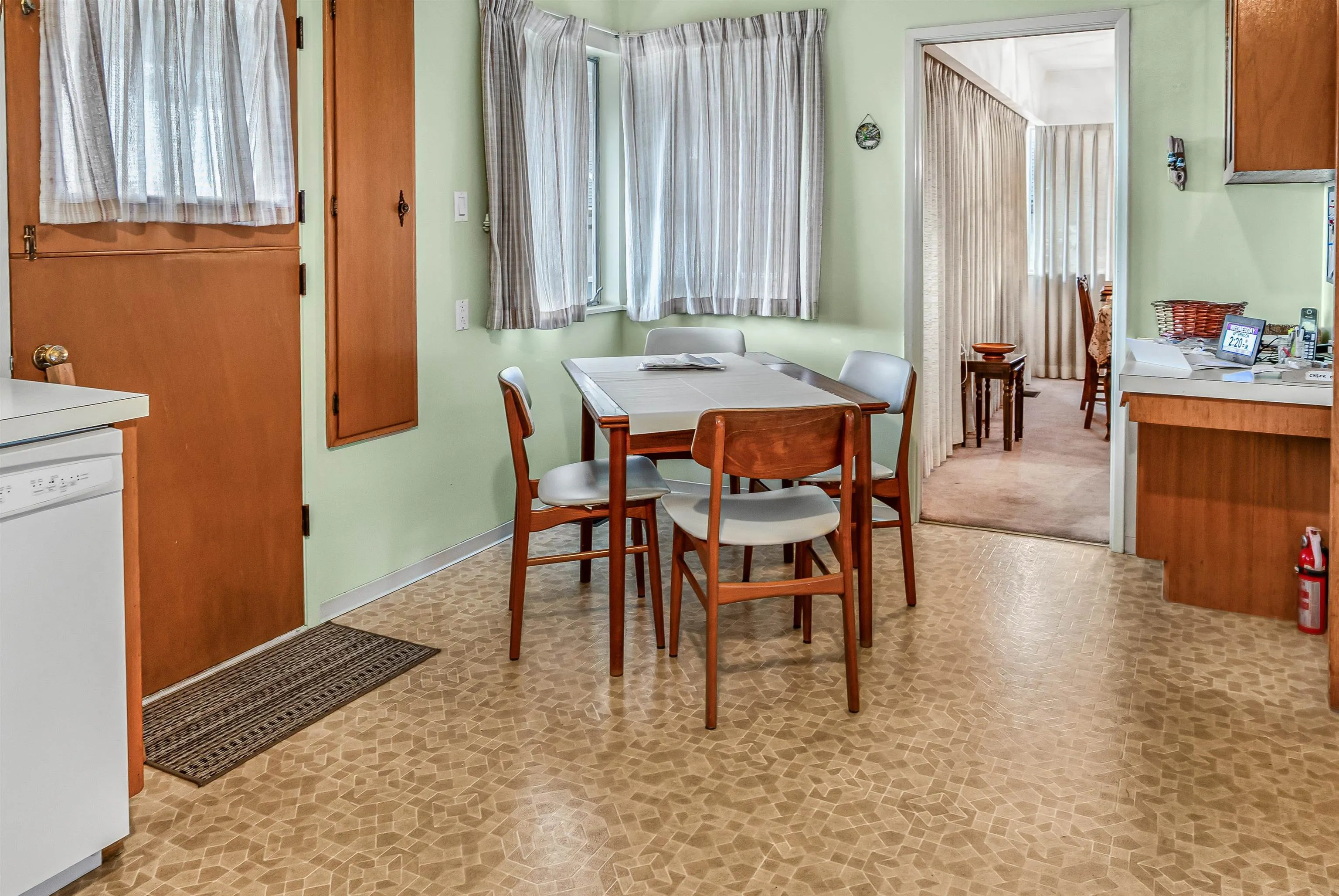 335 W 28th Street