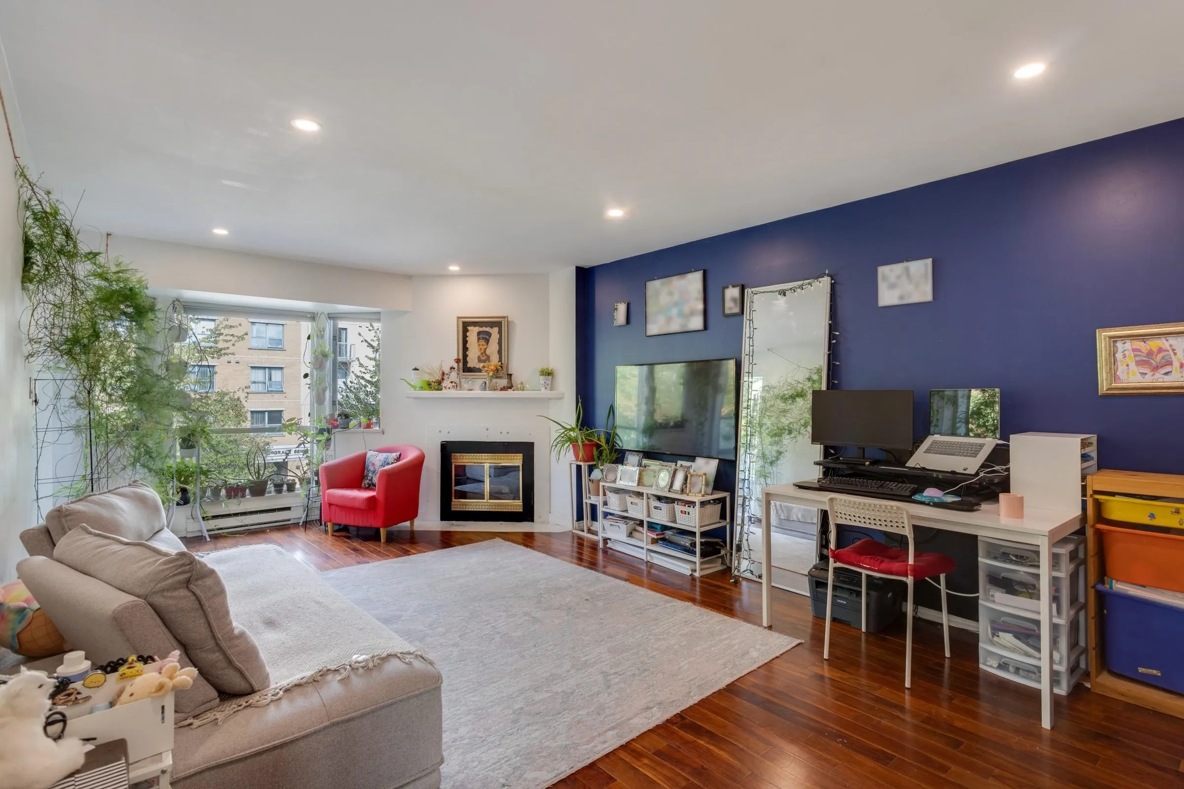 8700 Westminster Highway #202
