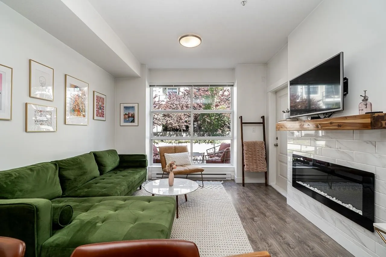 827 Roderick Avenue #210