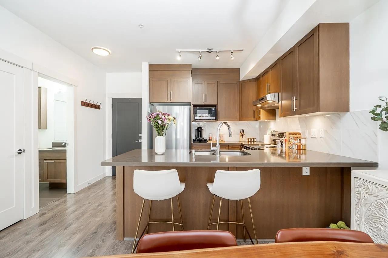 827 Roderick Avenue #210