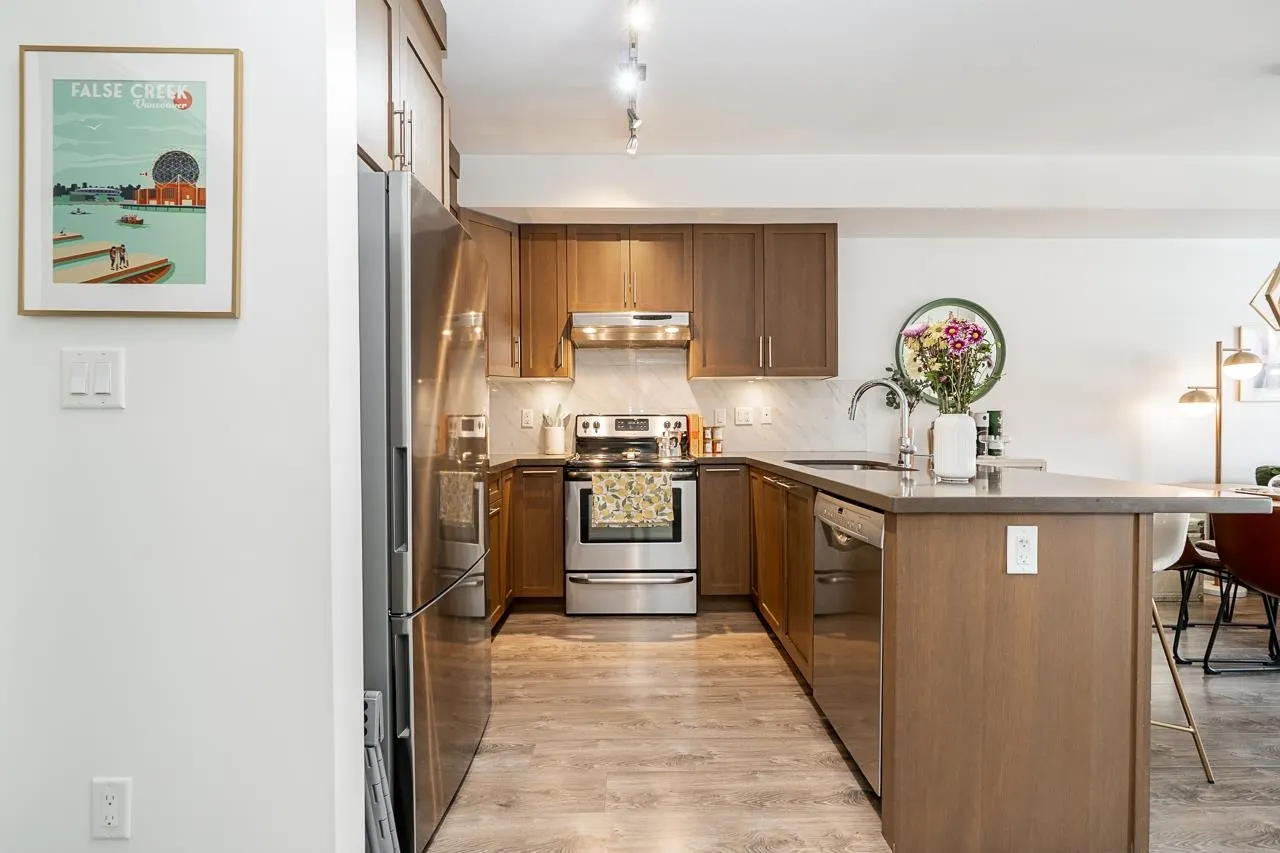 827 Roderick Avenue #210