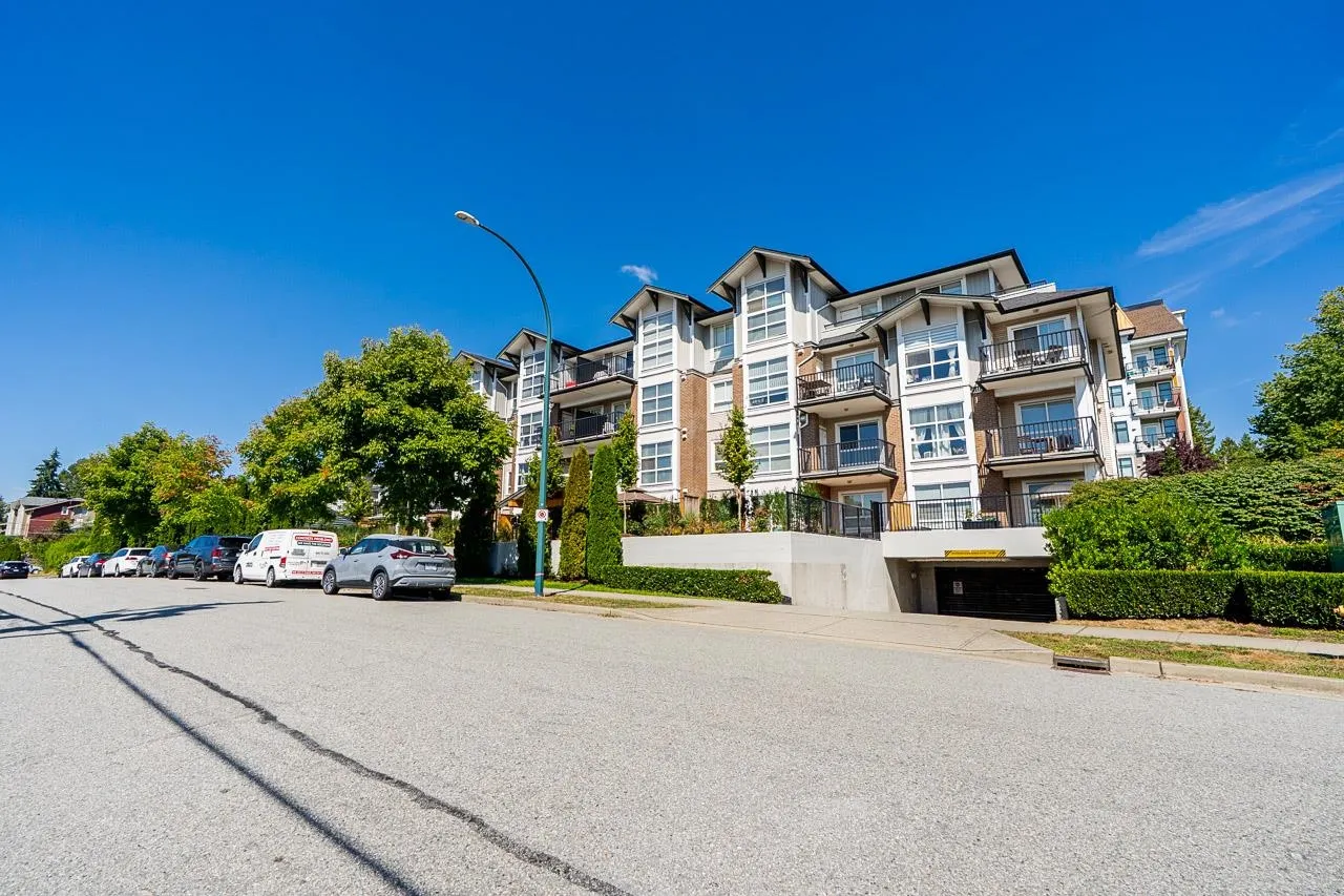 827 Roderick Avenue #210