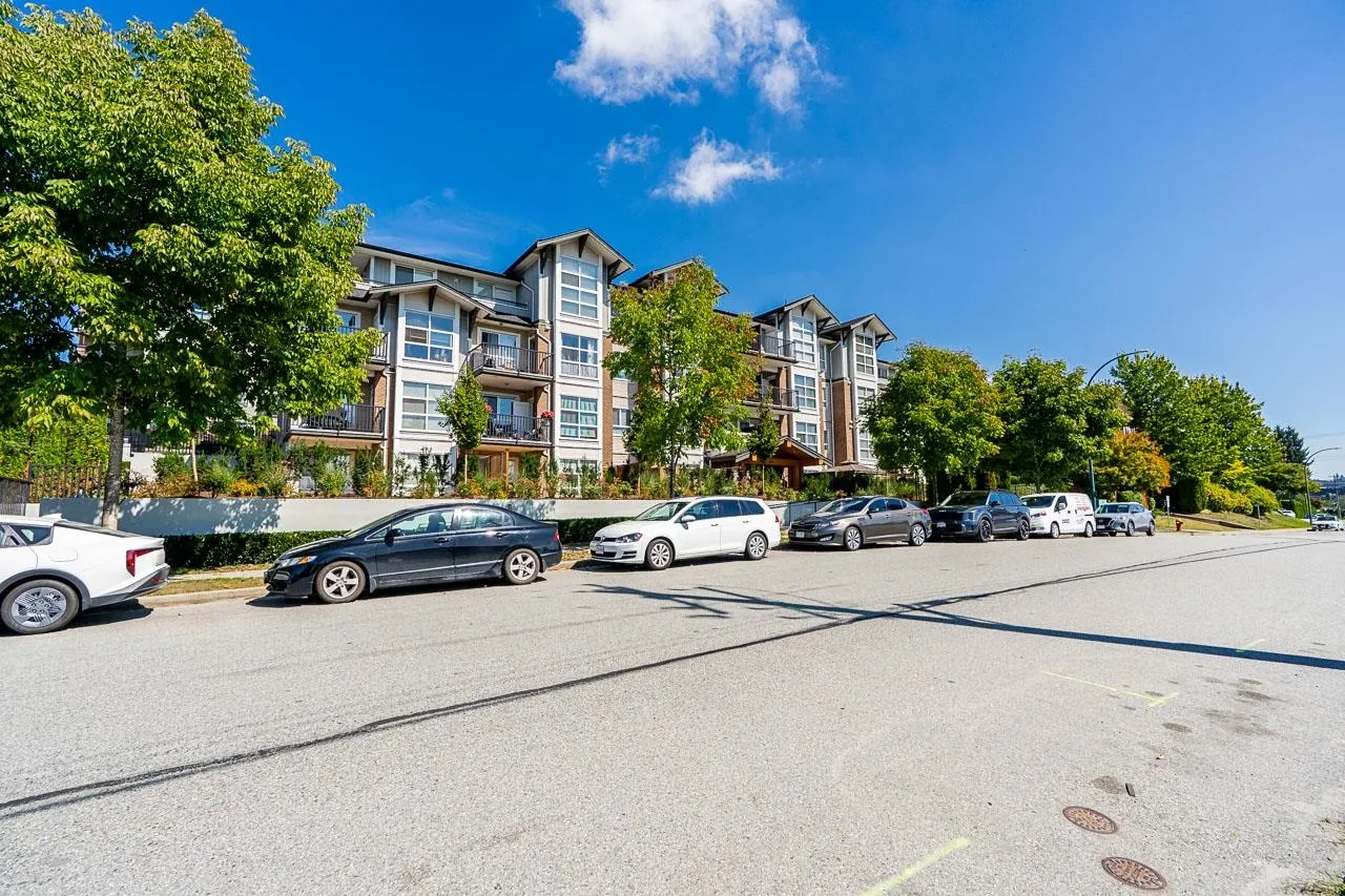 827 Roderick Avenue #210