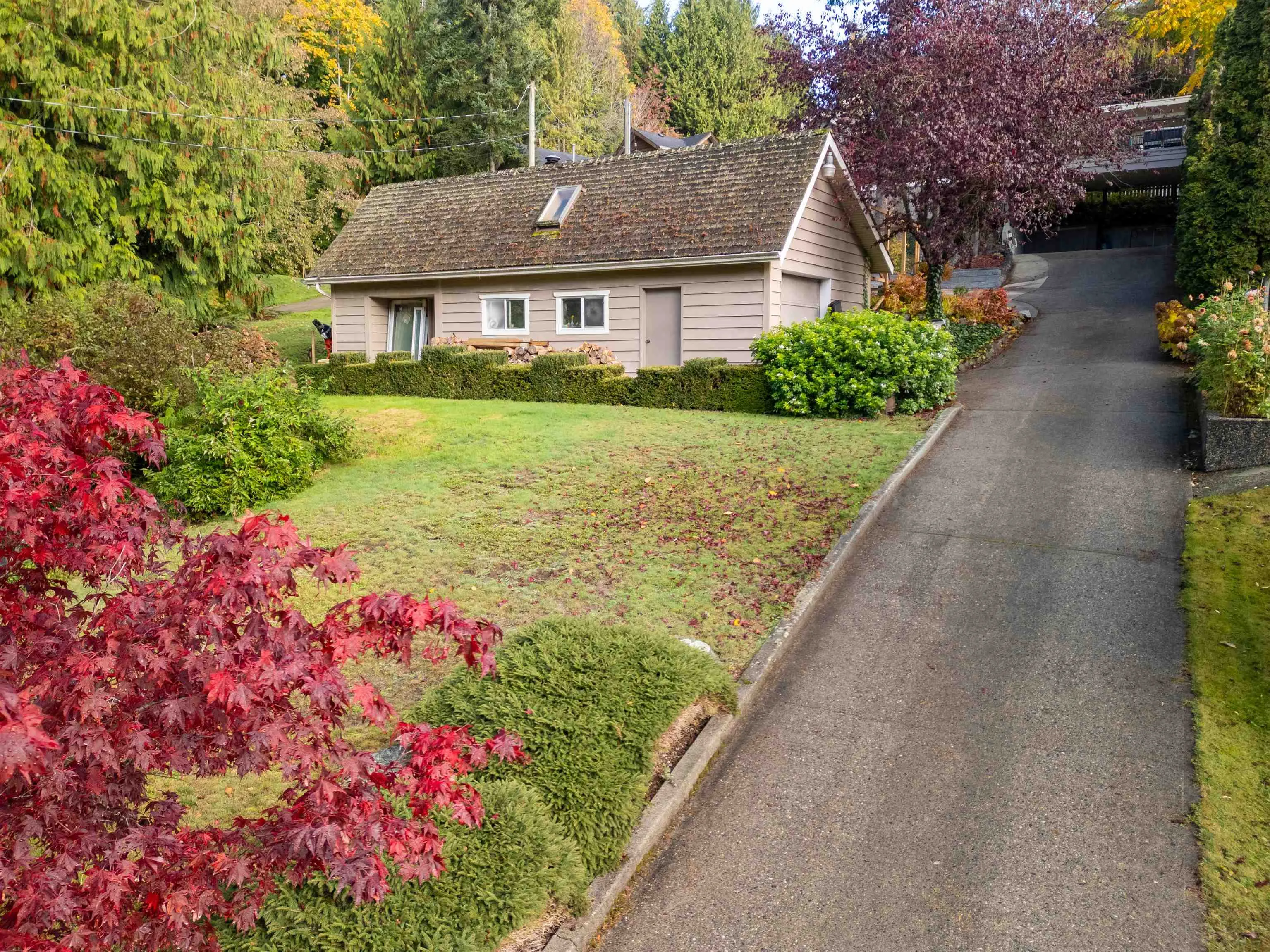 1638 Grandview Road