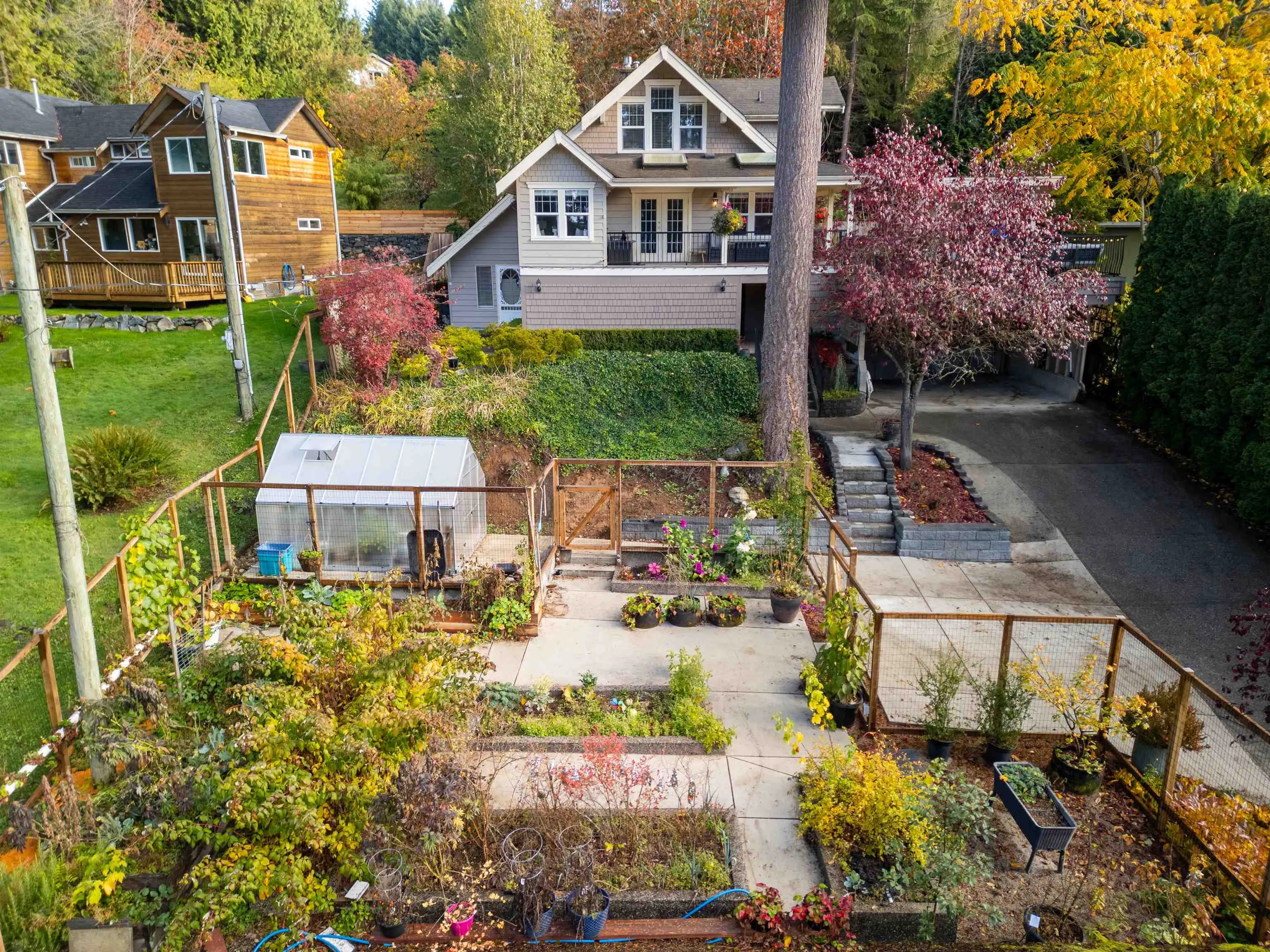 1638 Grandview Road