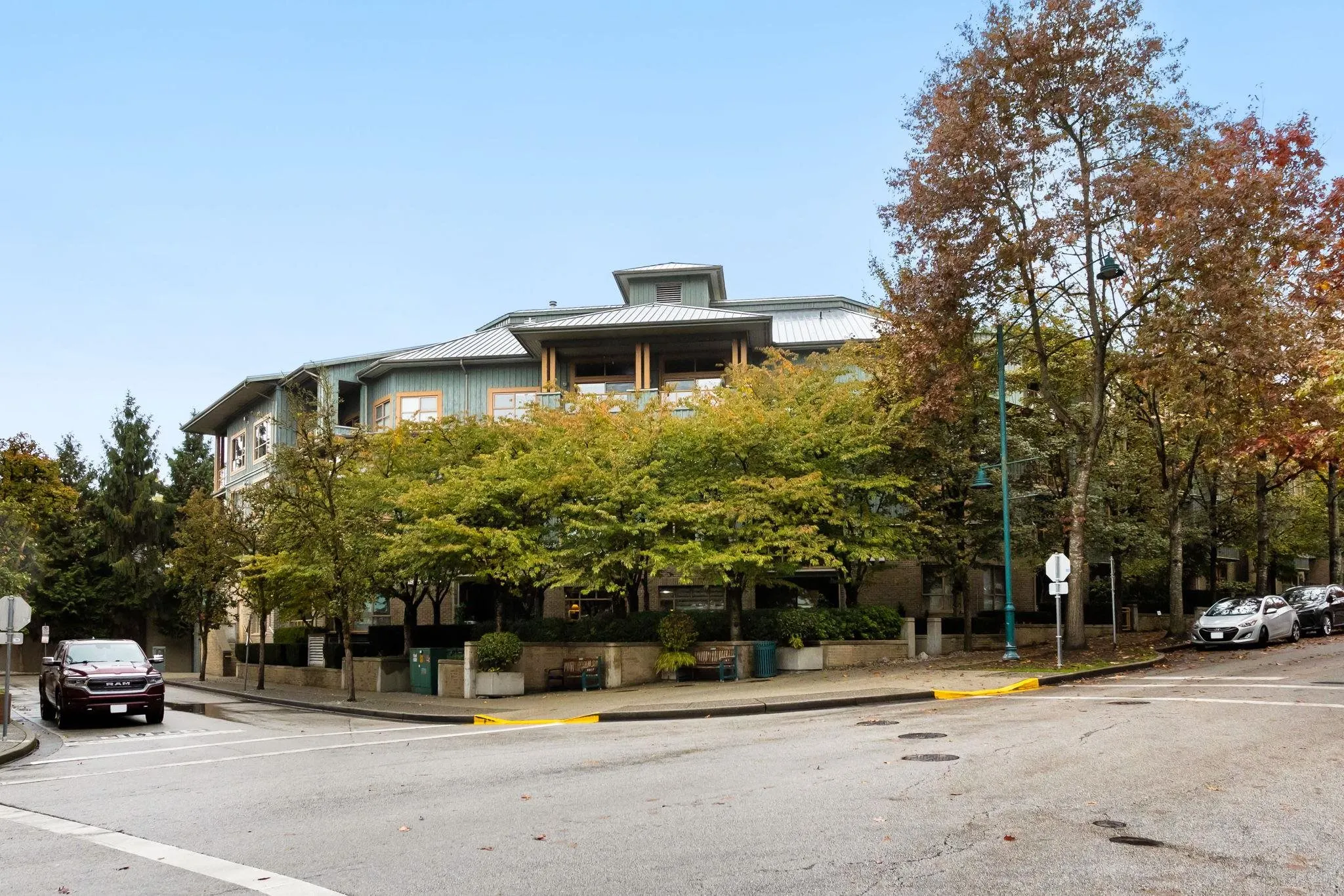 285 Newport Drive #206