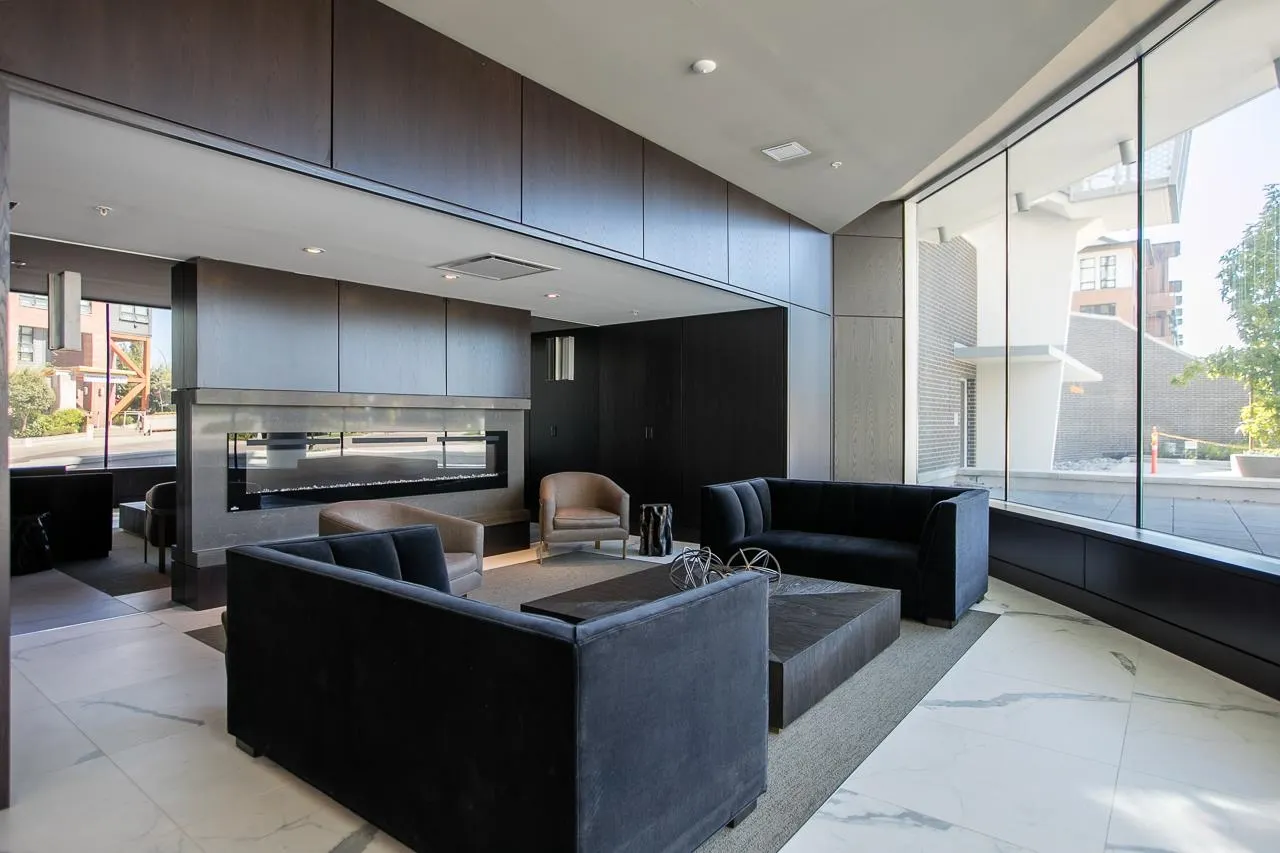 210 Salter Street #802