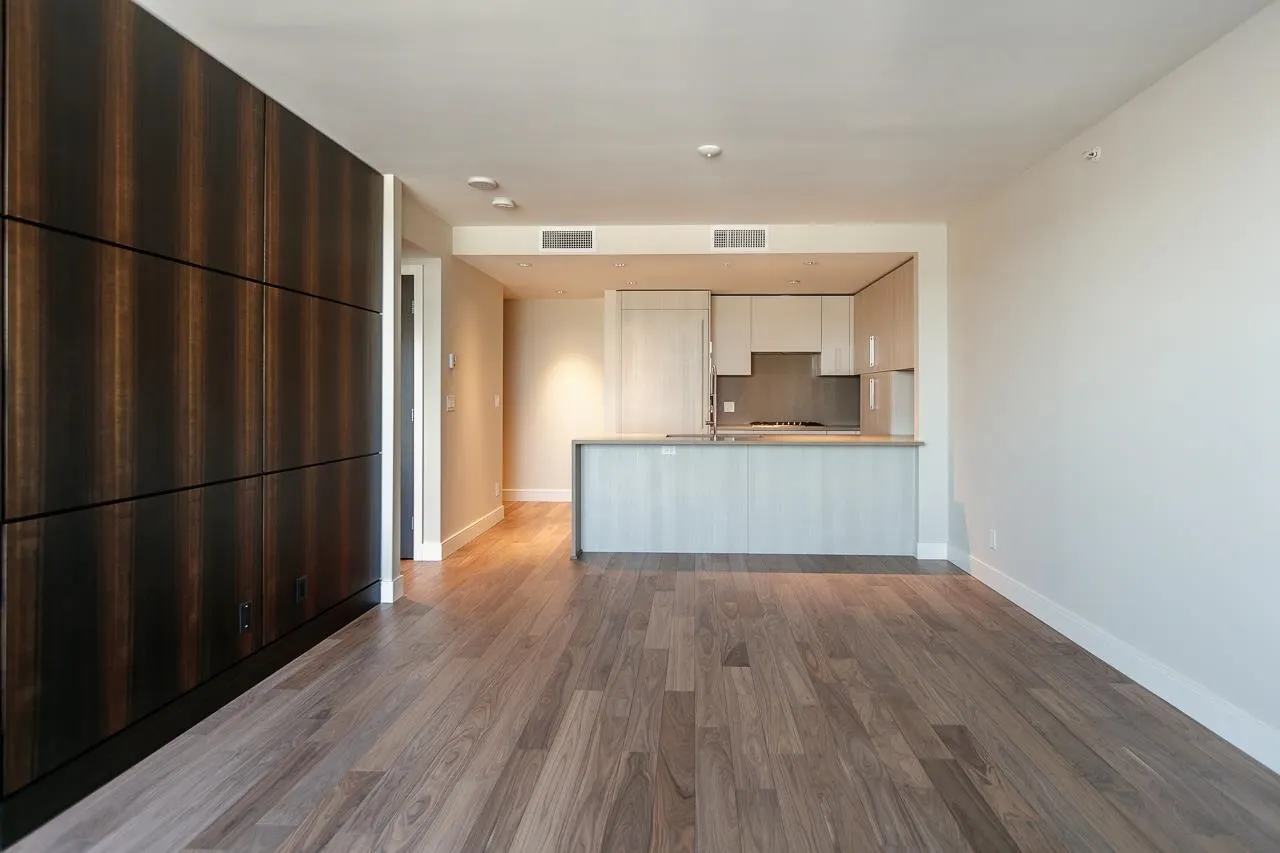 210 Salter Street #802