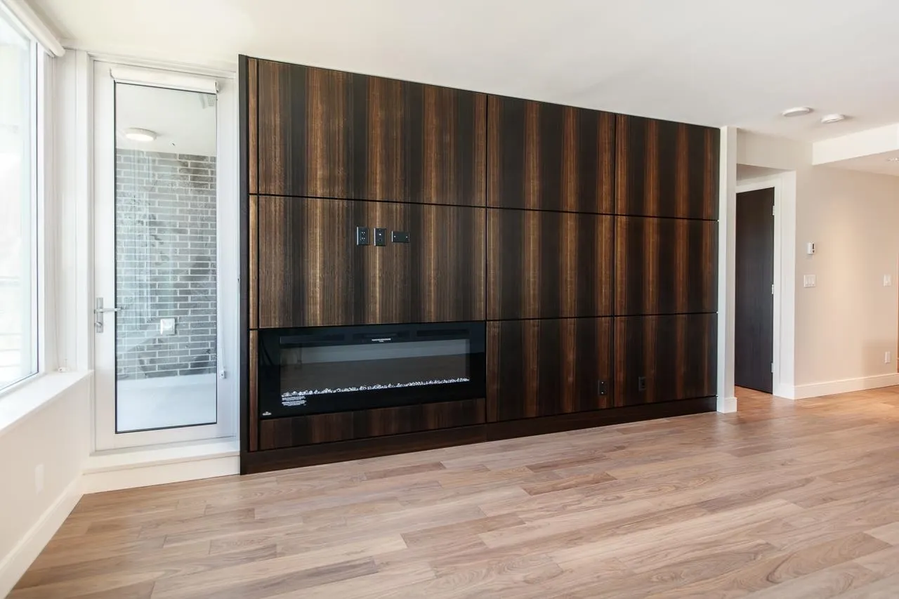 210 Salter Street #802