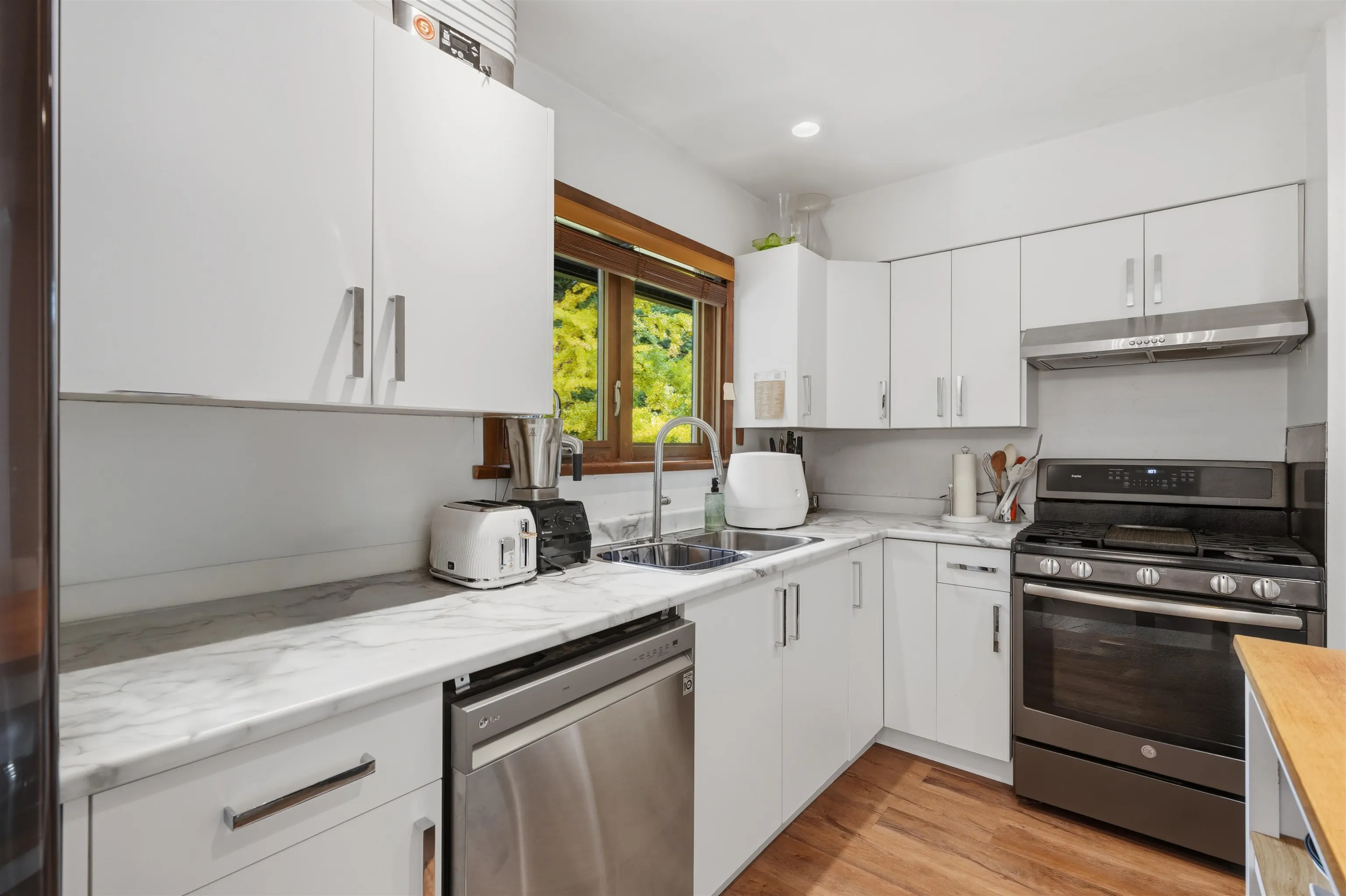 444 Evergreen Place