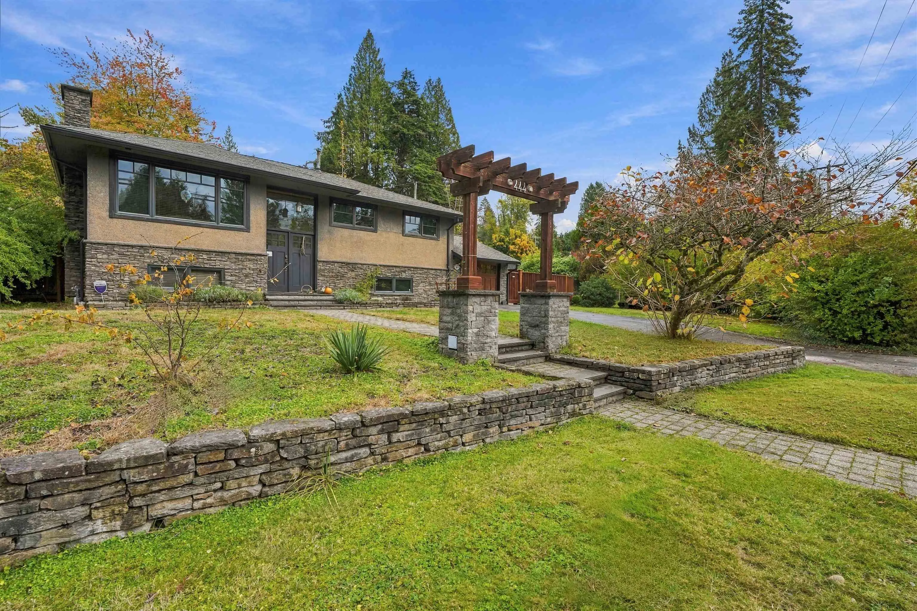 444 Evergreen Place