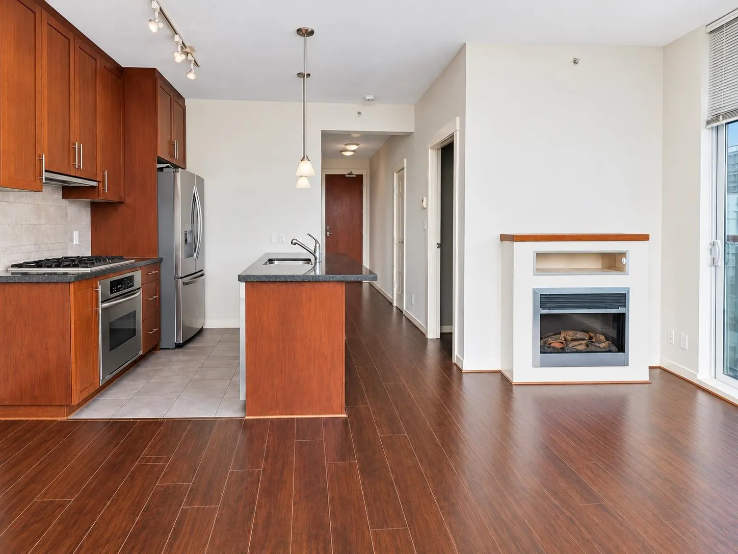 1189 Melville Street #3205