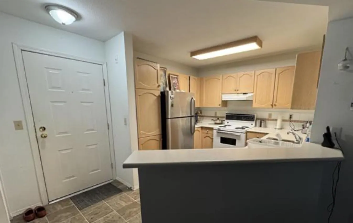 10756 138 Street #104