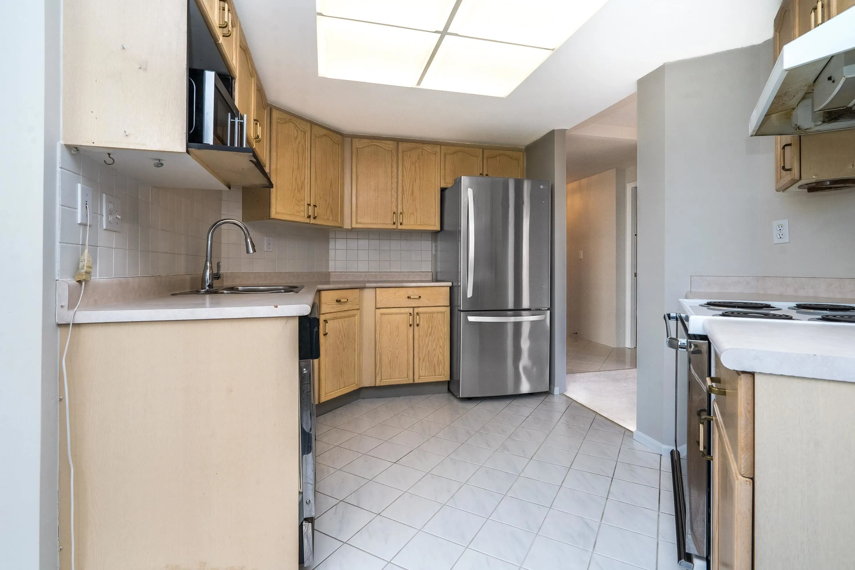 728 Farrow Street #403