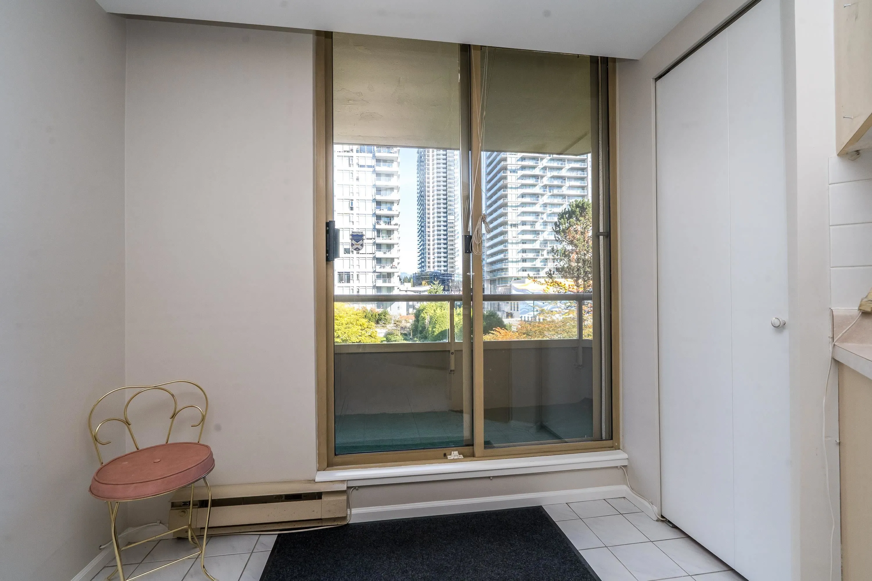 728 Farrow Street #403